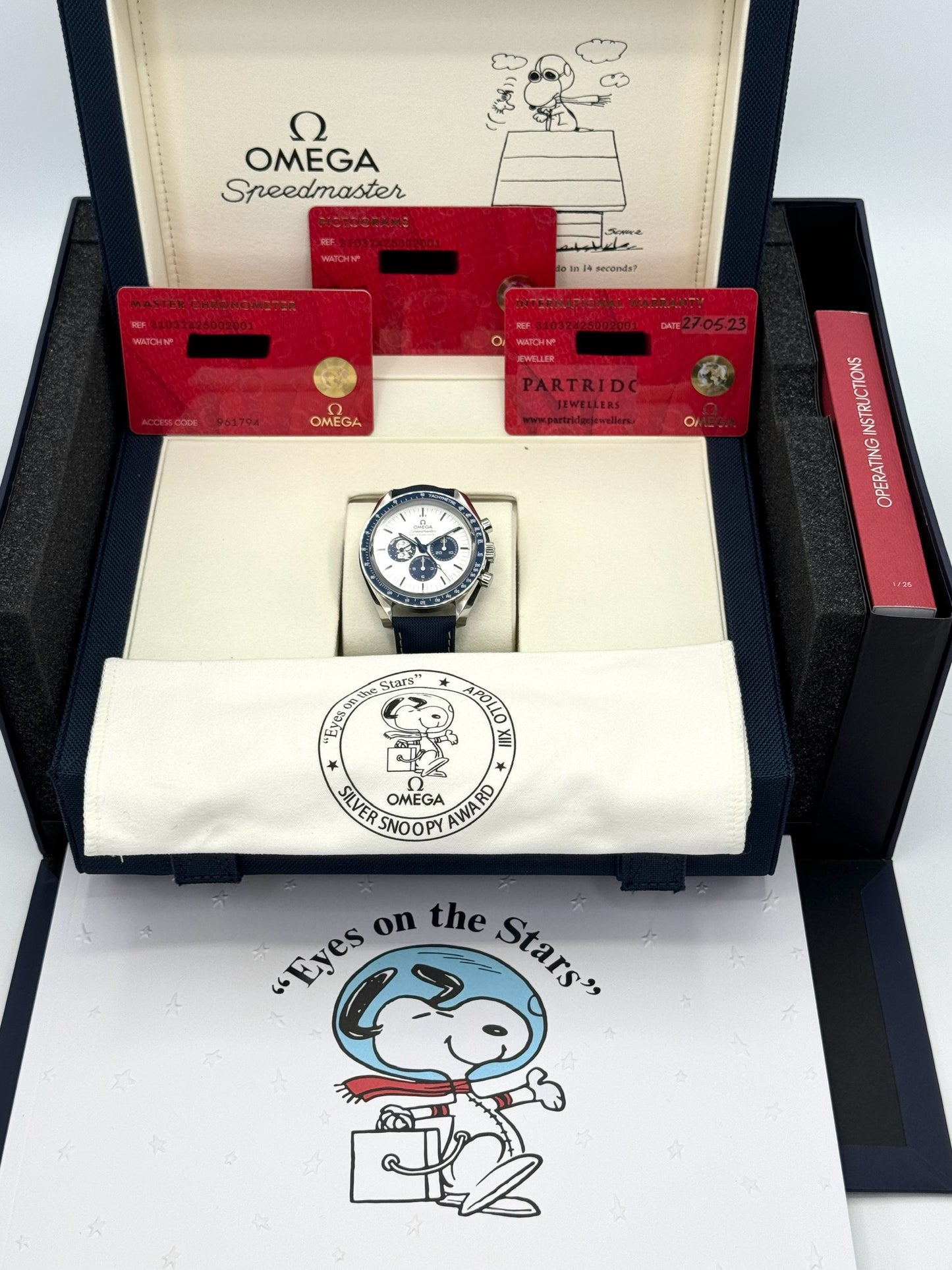 NEW 2023 Speedmaster 42mm 310.32.42.50.02.001 Silver Snoopy Award Dial - MyWatchLLC
