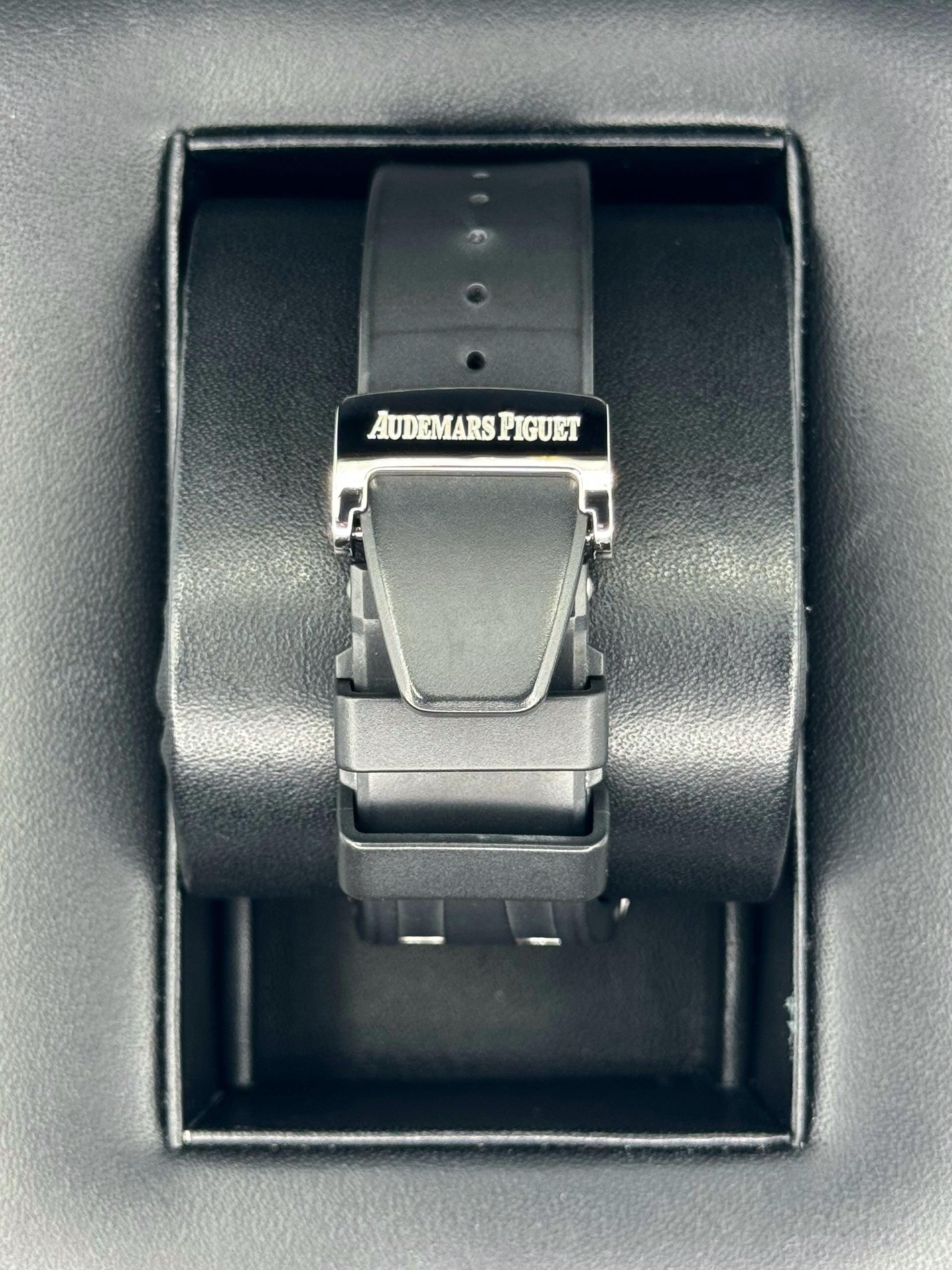 2010 Audemars Piguet Royal Oak Offshore 37mm 26283ST Black Dial - MyWatchLLC