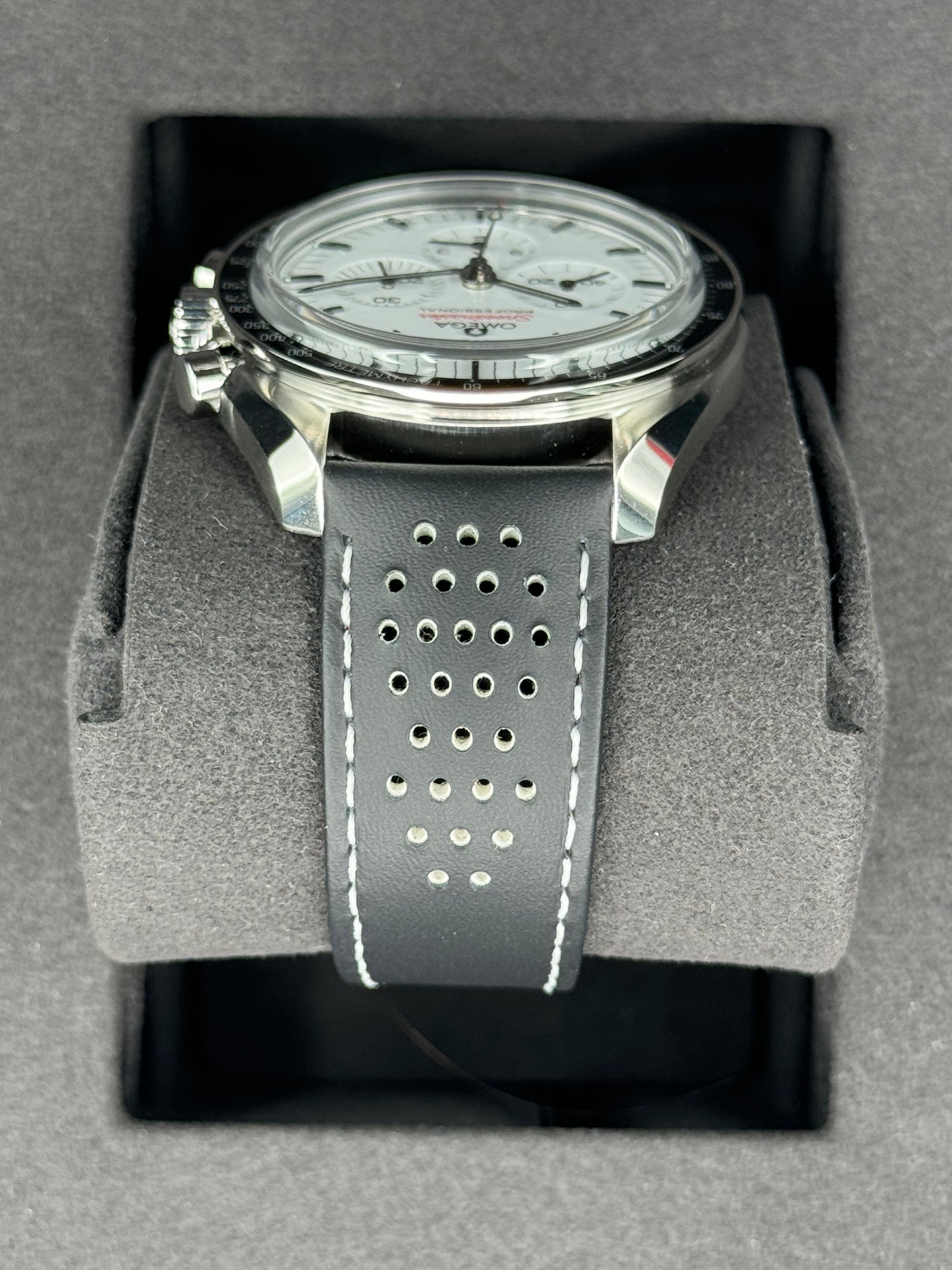 NEW 2024 Omega Speedmaster Professional 42mm 31032425004002 White Dial - MyWatchLLC