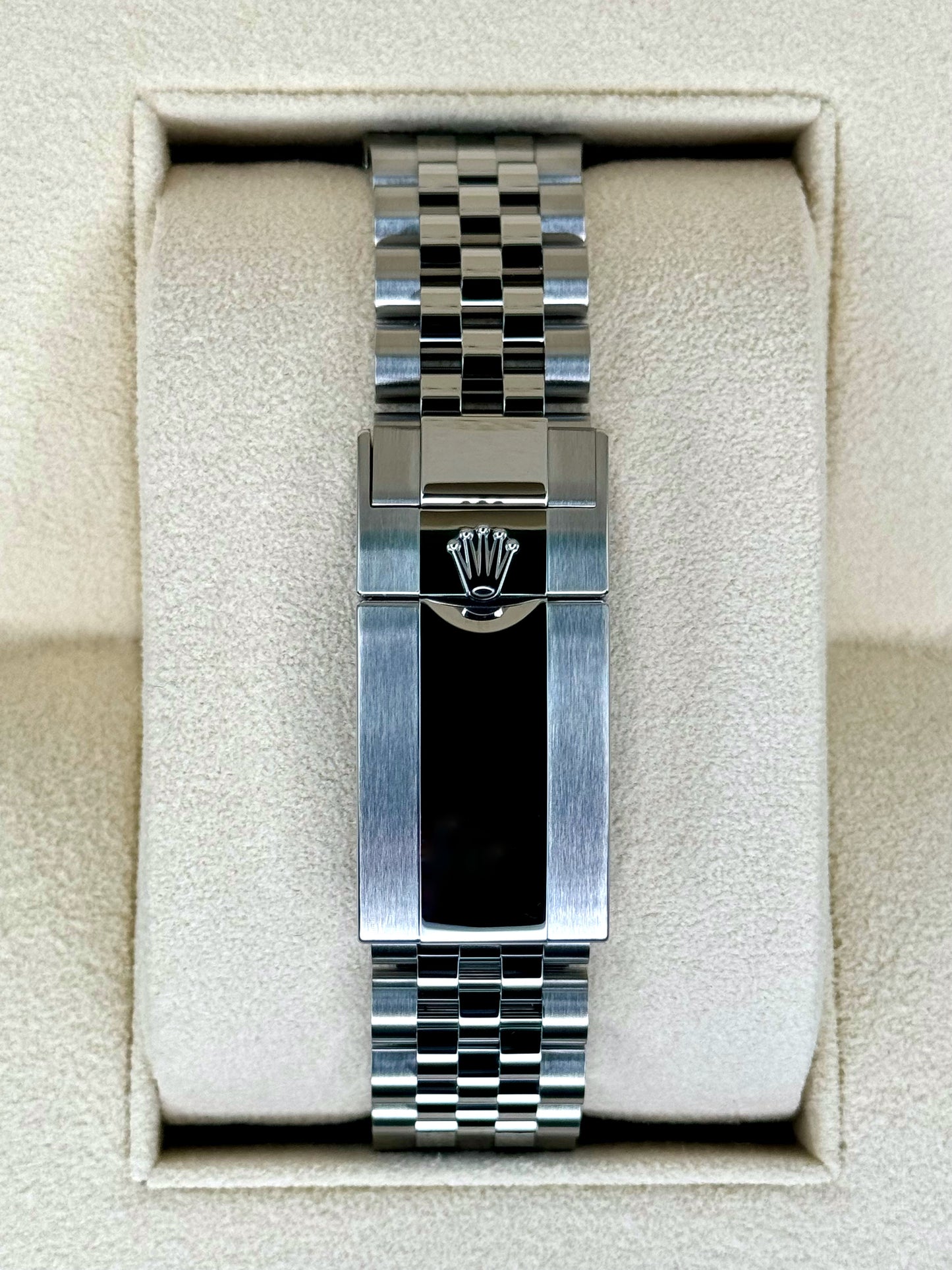 NEW 2024 Rolex GMT-Master II "Bruce Wayne" 40mm 126710GRNR Jubilee - MyWatchLLC