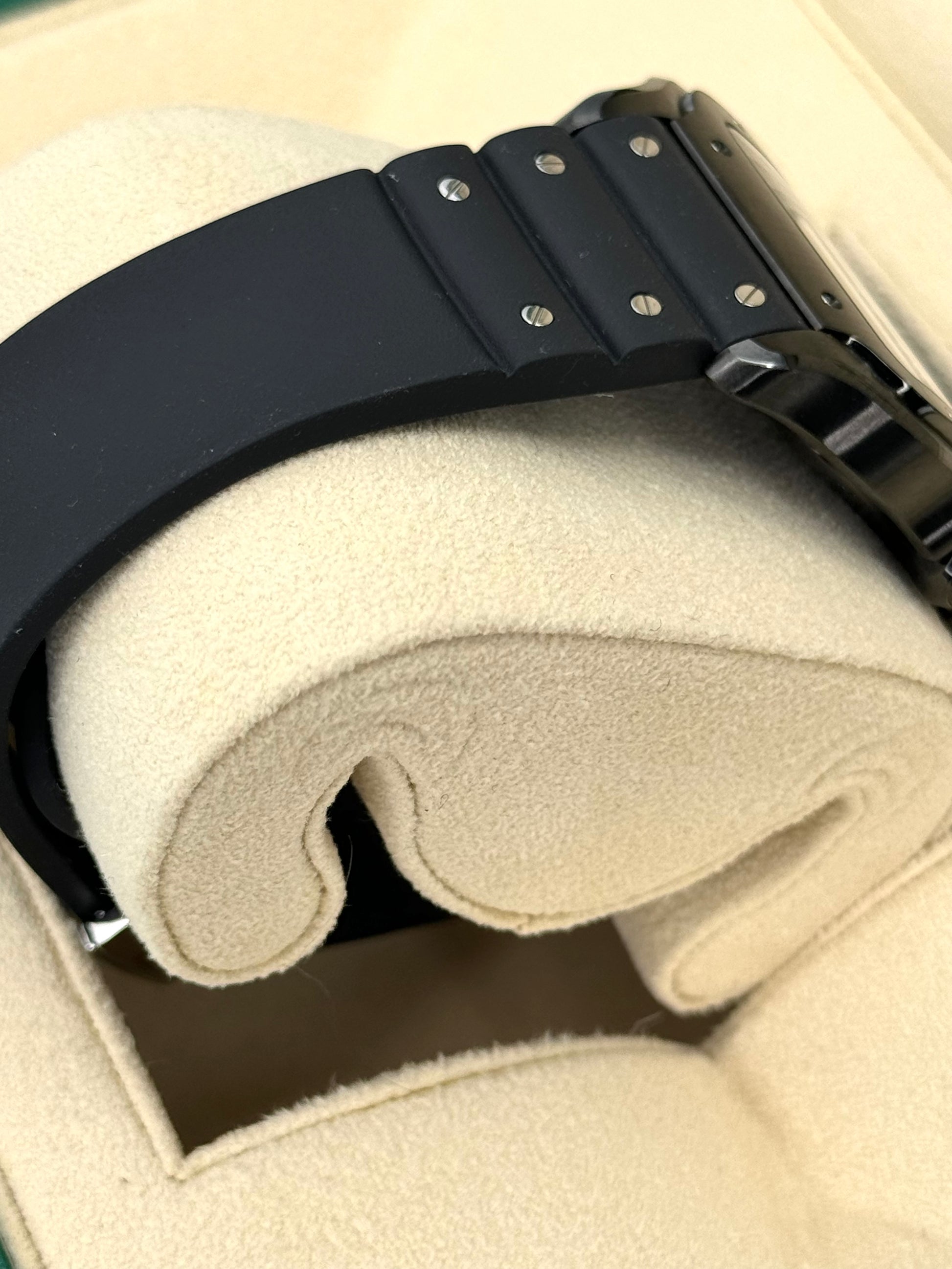 2023 Cartier Santos De Cartier 39.8mm WSSA0039 Black Steel Dial - MyWatchLLC