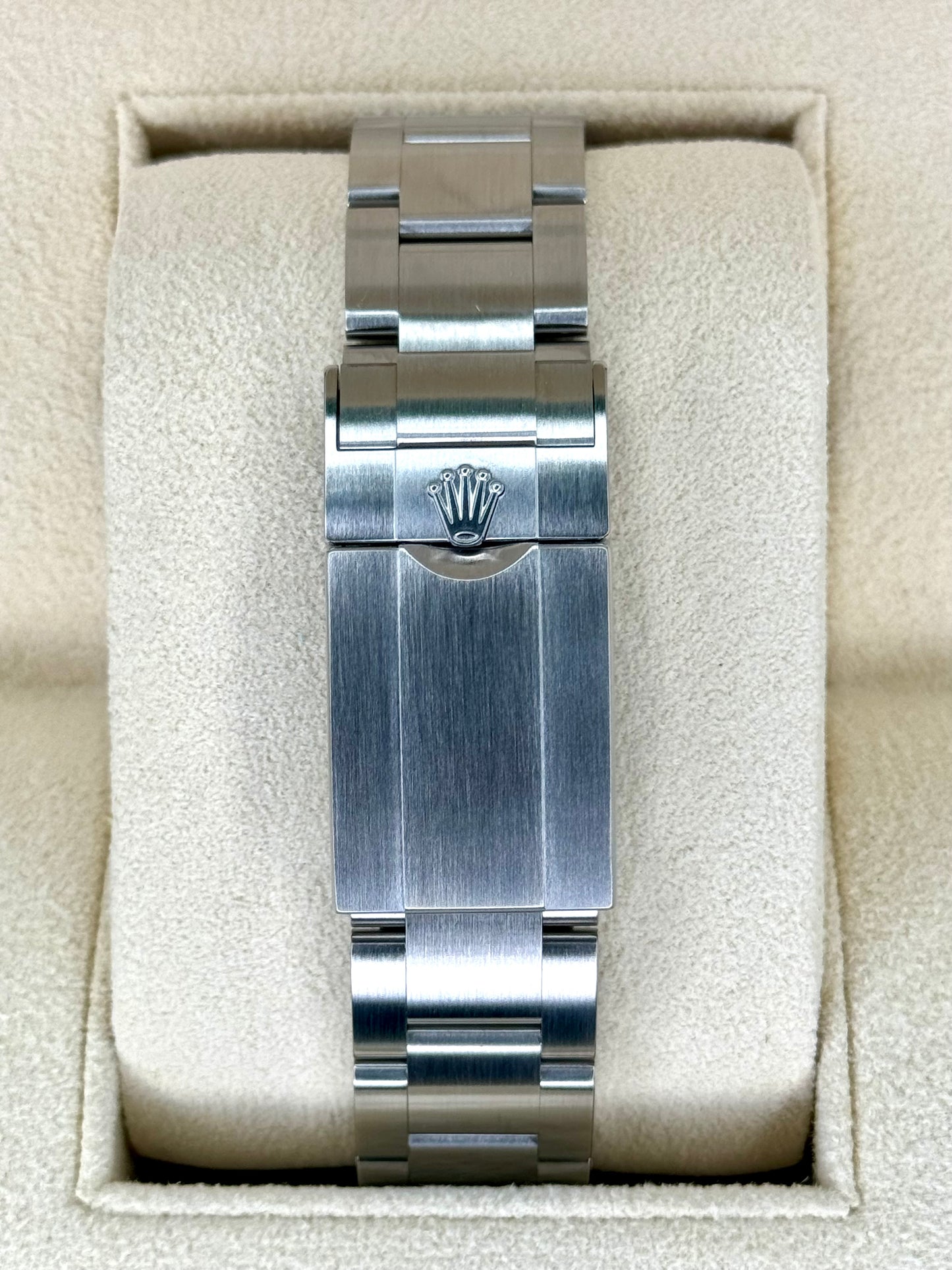 NEW 2024 Air King 40mm 126900 Stainless Steel Black Dial - MyWatchLLC