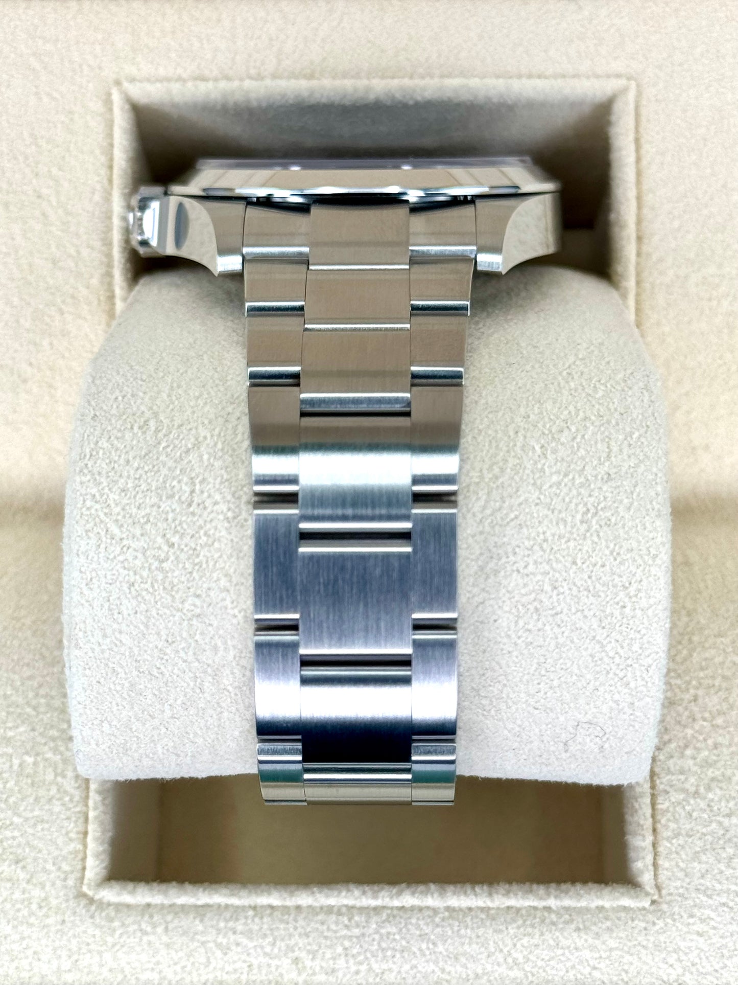 NEW 2024 Air King 40mm 126900 Stainless Steel Black Dial - MyWatchLLC