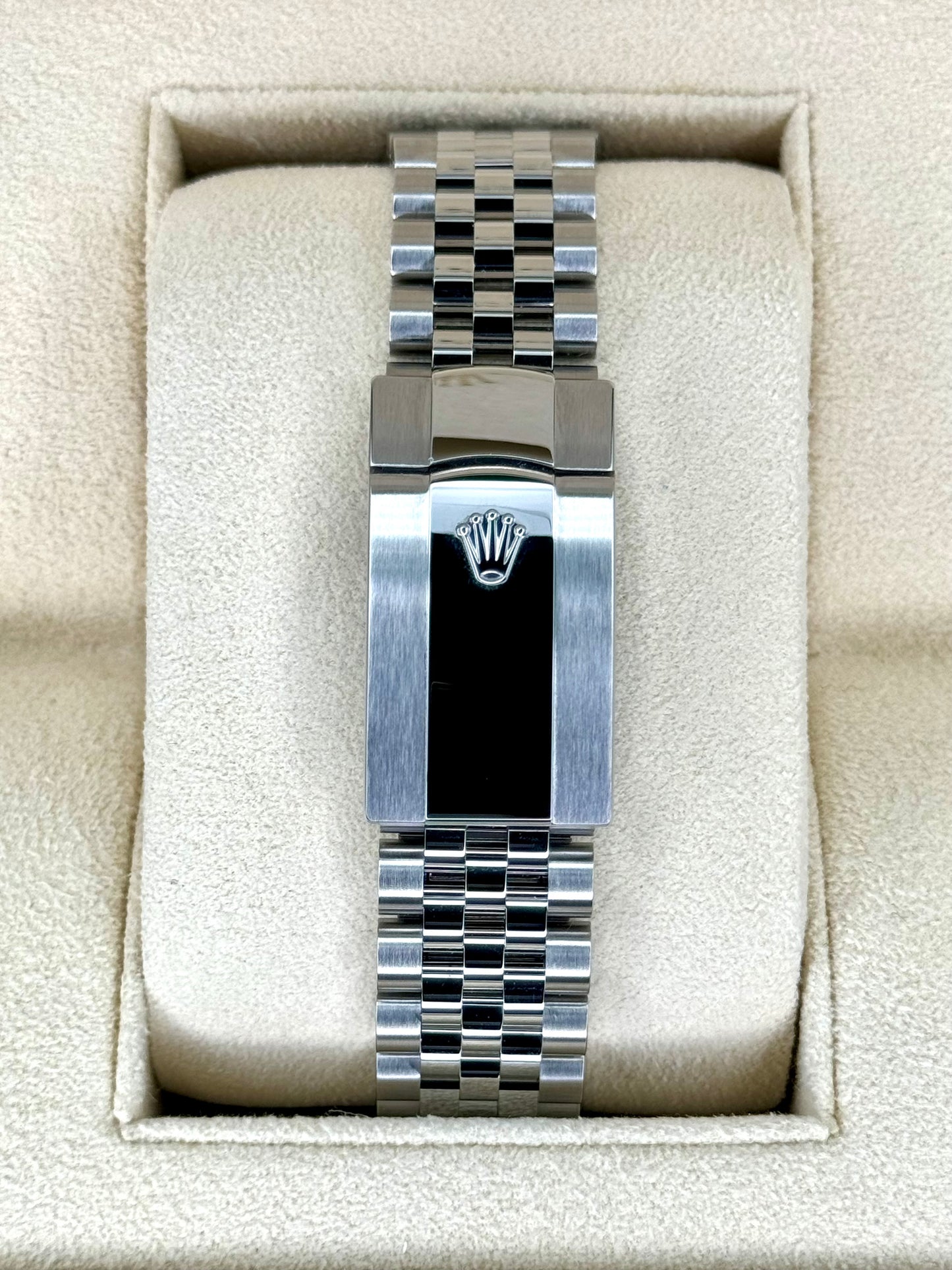 NEW 2024 Rolex Datejust 41mm 126300 Jubilee Green Motif Dial - MyWatchLLC