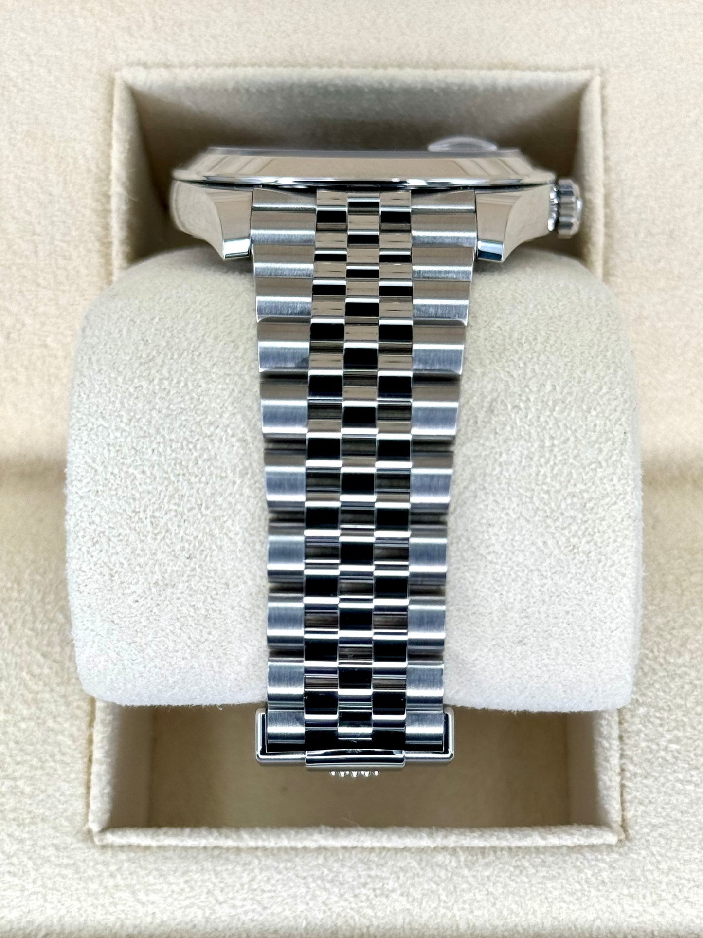 NEW 2024 Rolex Datejust 41mm 126300 Jubilee Green Motif Dial - MyWatchLLC