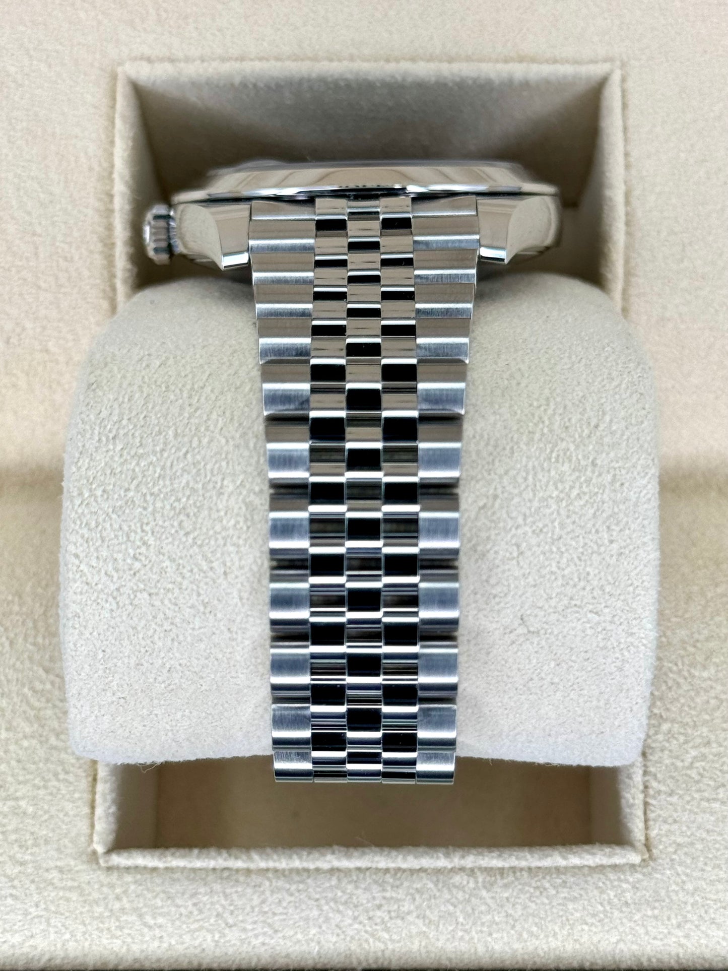 NEW 2024 Rolex Datejust 41mm 126300 Jubilee Green Motif Dial - MyWatchLLC