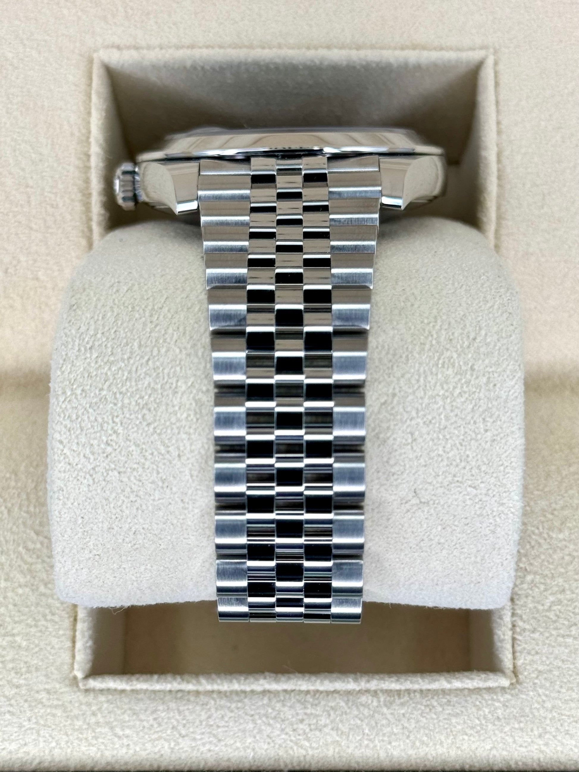 NEW 2024 Rolex Datejust 41mm 126300 Jubilee Green Motif Dial - MyWatchLLC