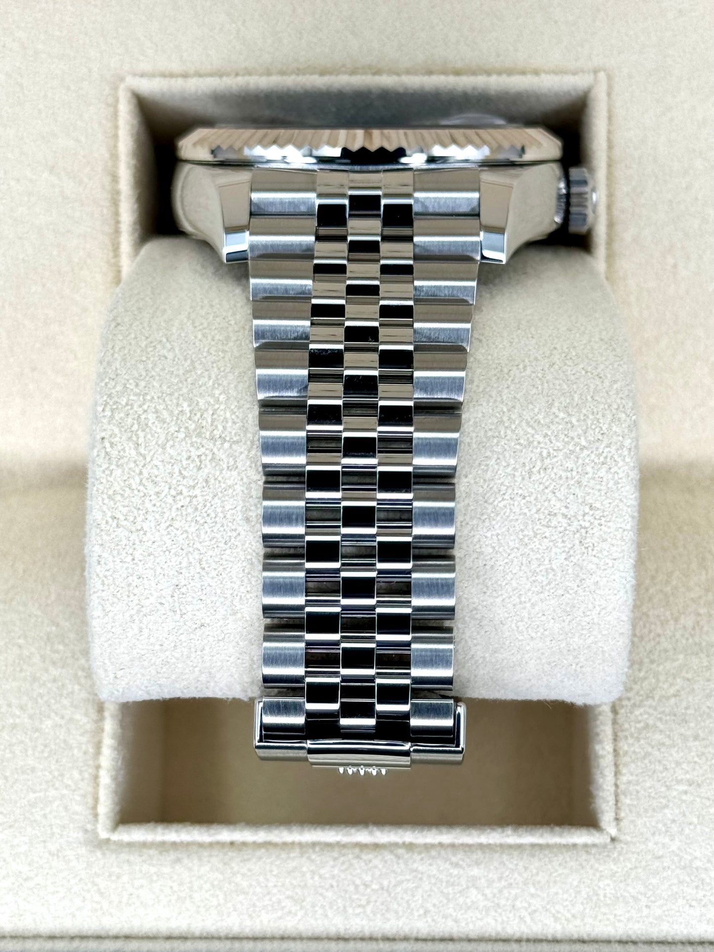 NEW 2023 Rolex Sky-Dweller 42mm 336934 Stainless Steel Jubilee Black Dial - MyWatchLLC