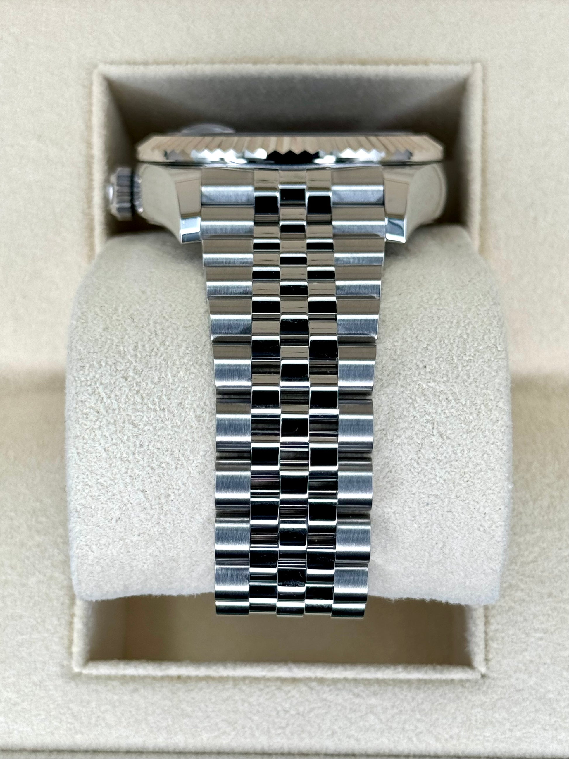 NEW 2023 Rolex Sky-Dweller 42mm 336934 Stainless Steel Jubilee Black Dial - MyWatchLLC