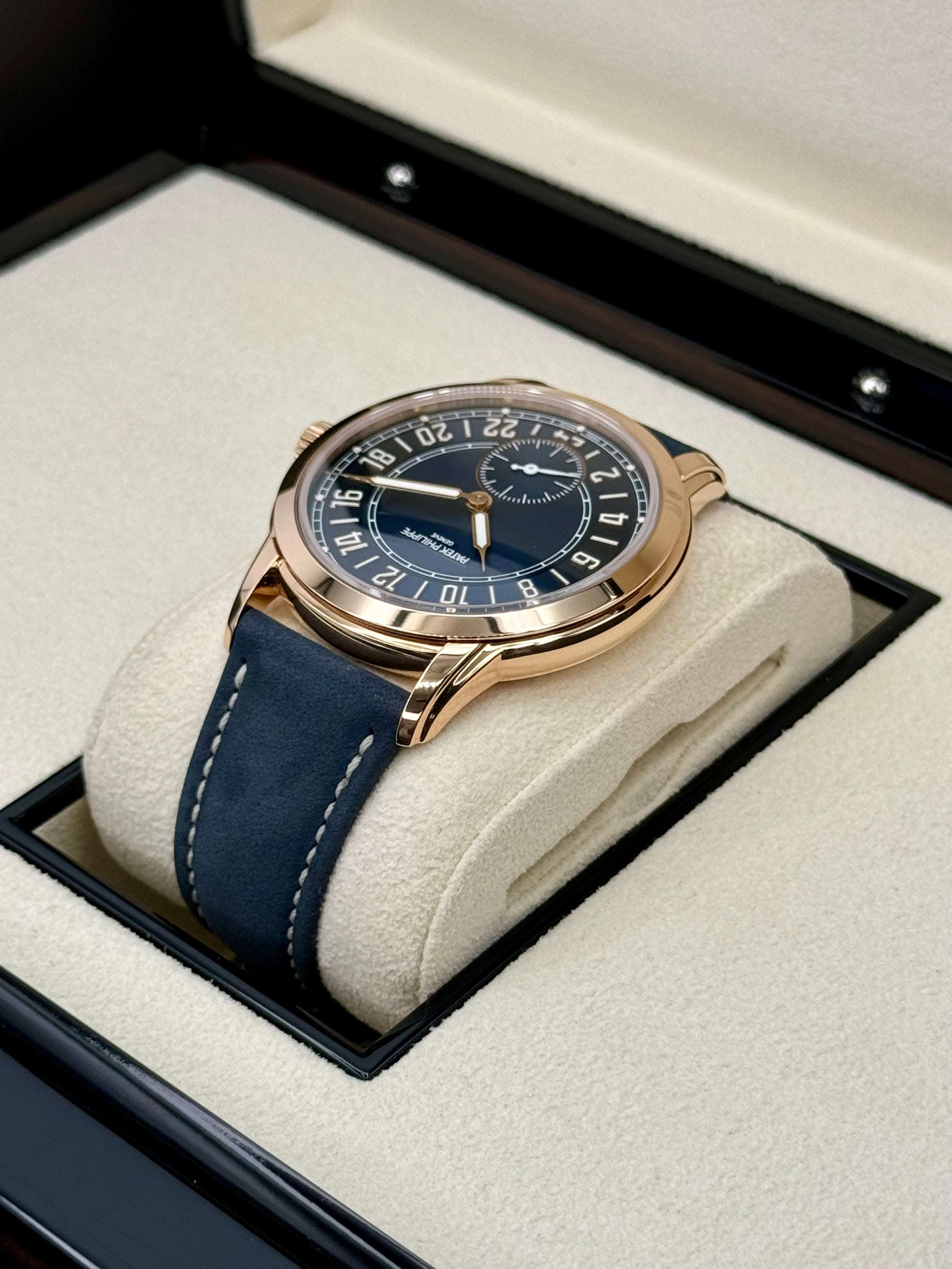 NEW 2024 Patek Philippe 5224R Calatrava Travel Time Rose Gold Blue Dial - MyWatchLLC