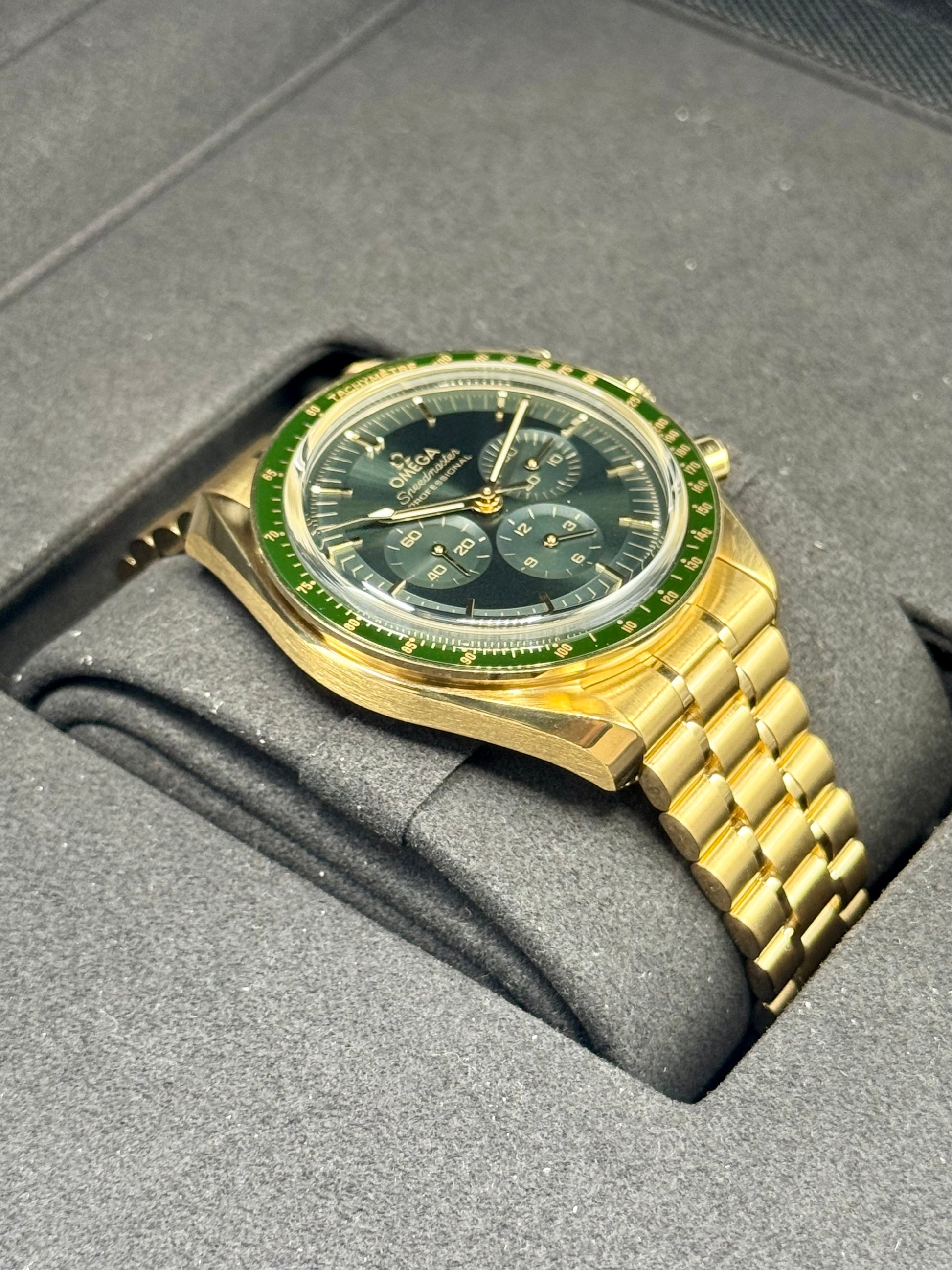 2023 Omega Speedmaster Moonwatch Pro 42mm 31060425010001 Green Dial - MyWatchLLC
