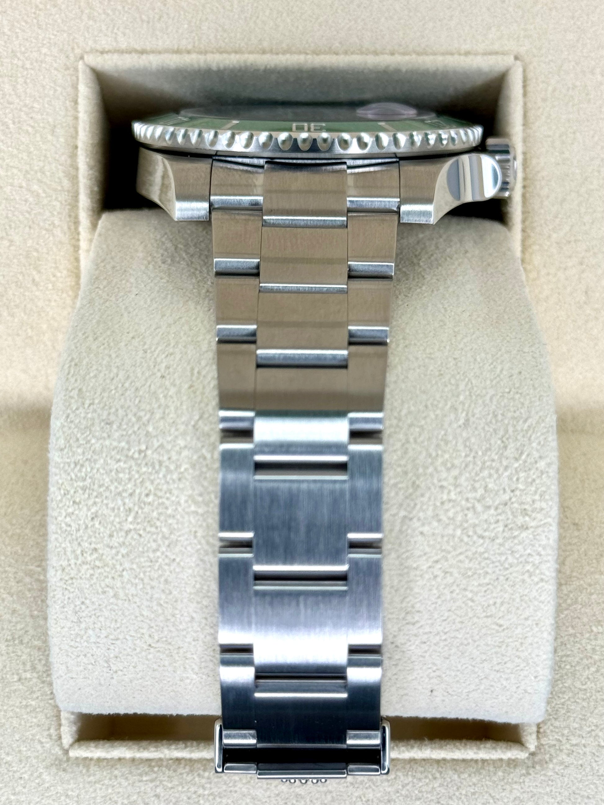 2019 Rolex Submariner "Hulk" 40mm 116610LV Green Dial - MyWatchLLC