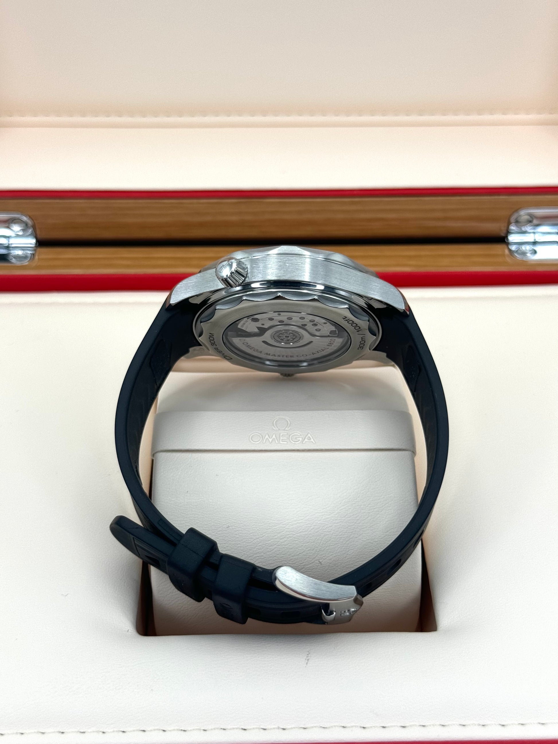 2022 Omega Seamaster Diver 300M 42mm 21032422001001 Black Dial - MyWatchLLC