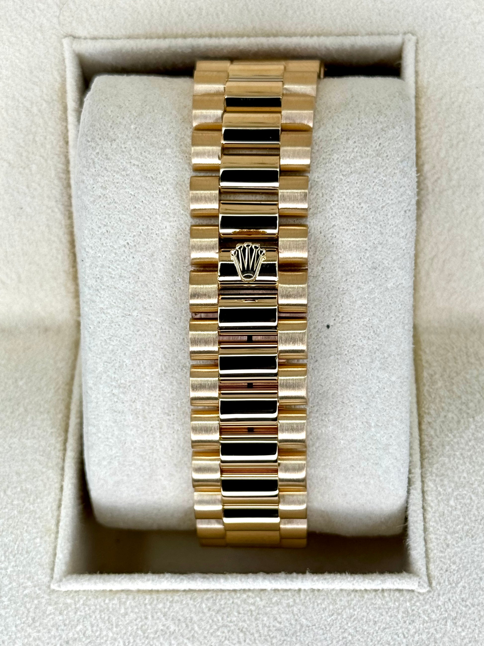 1995 Rolex Day-Date 36mm 18238 Presidential Champagne Dial - MyWatchLLC