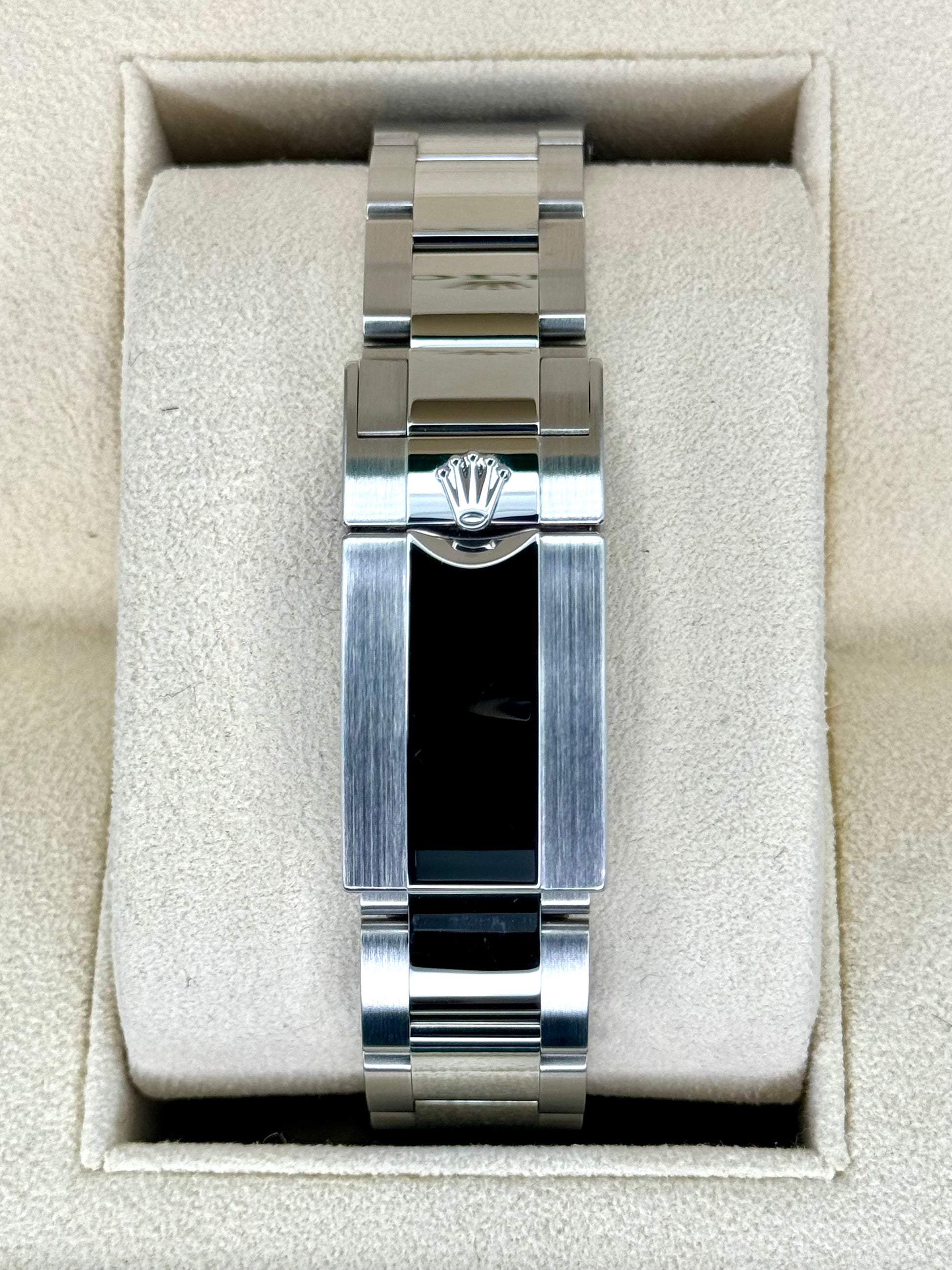 NEW 2023 Rolex Yacht-Master 40mm 126622 Stainless Steel Blue Dial - MyWatchLLC