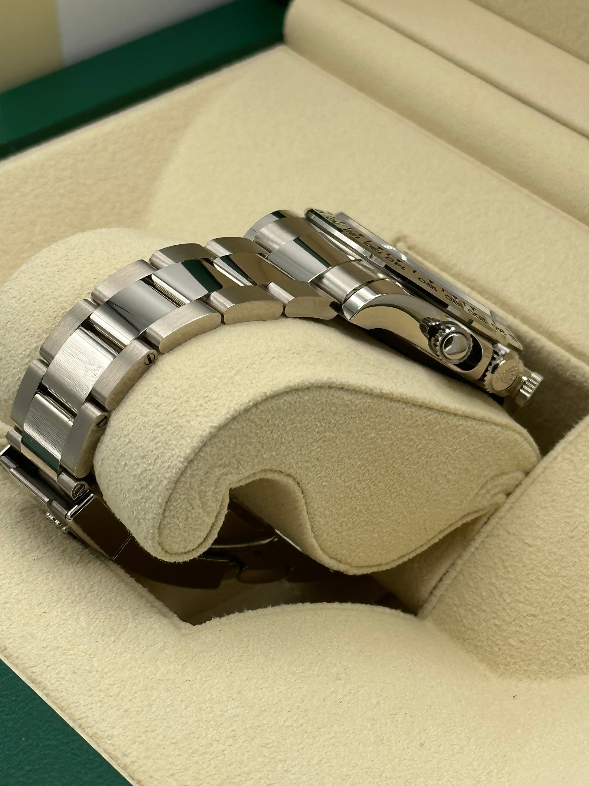 NEW 2023 Rolex Daytona 40mm 116509 White Gold Silver Dial - MyWatchLLC