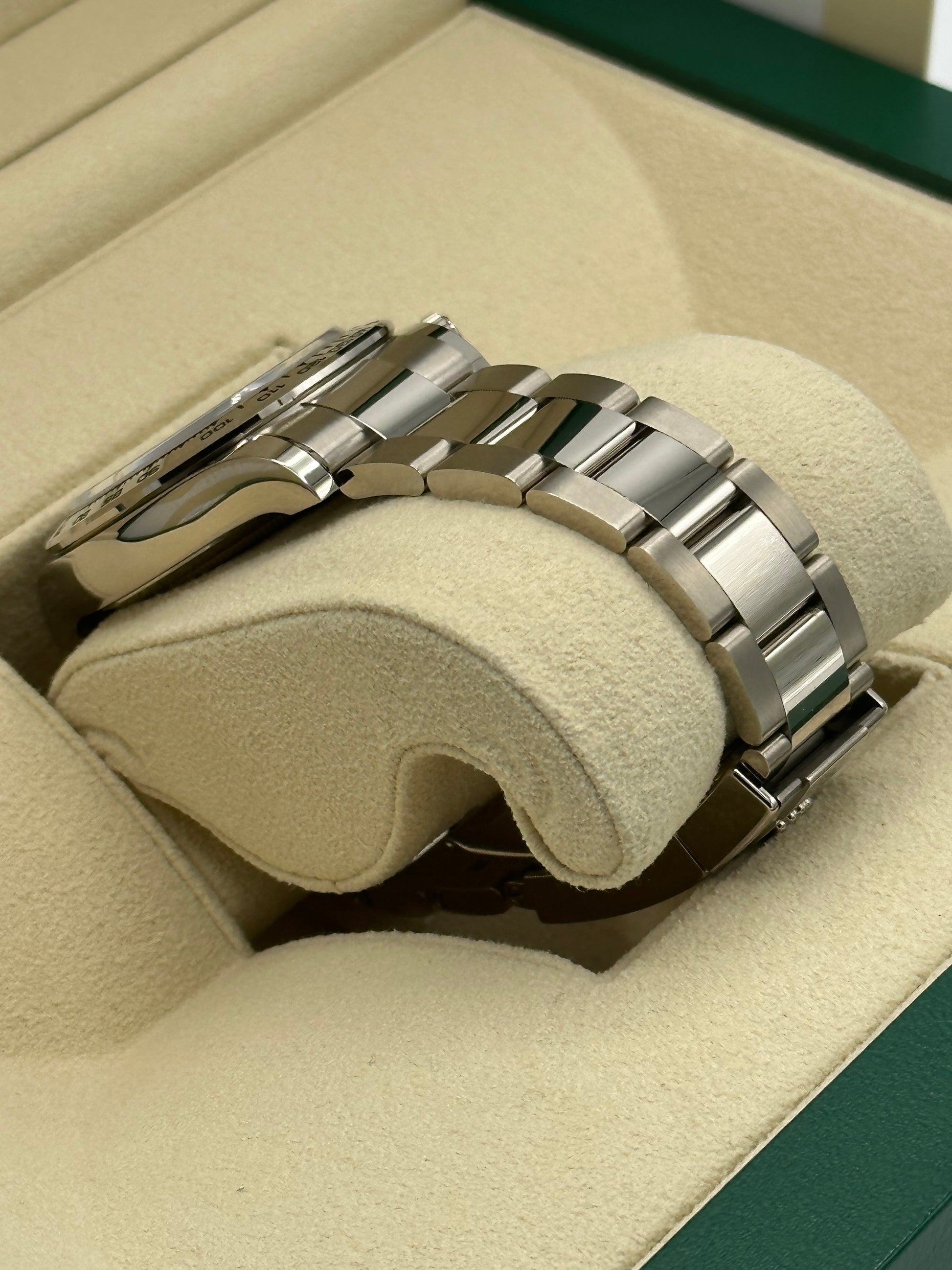 NEW 2023 Rolex Daytona 40mm 116509 White Gold Silver Dial - MyWatchLLC