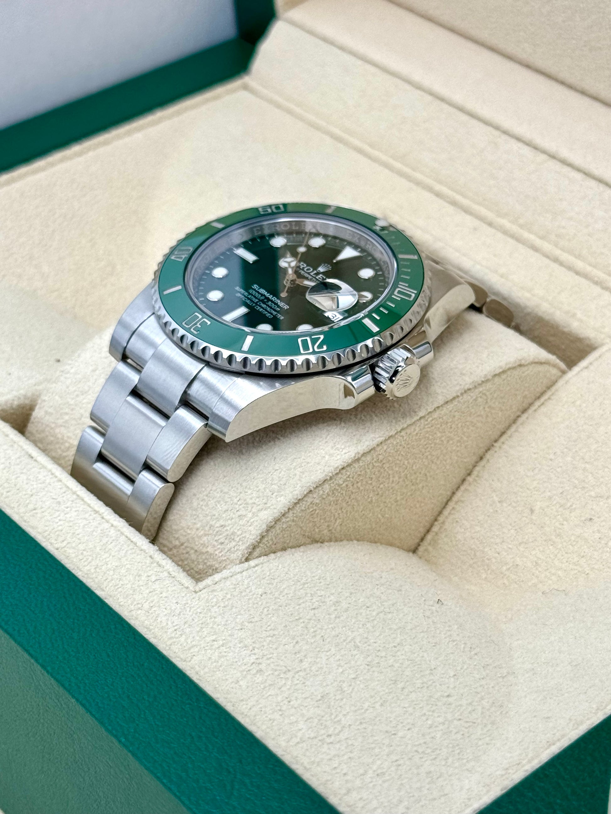 2018 Submariner “Hulk” 40mm 116610LV Stainless Steel Green Dial - MyWatchLLC