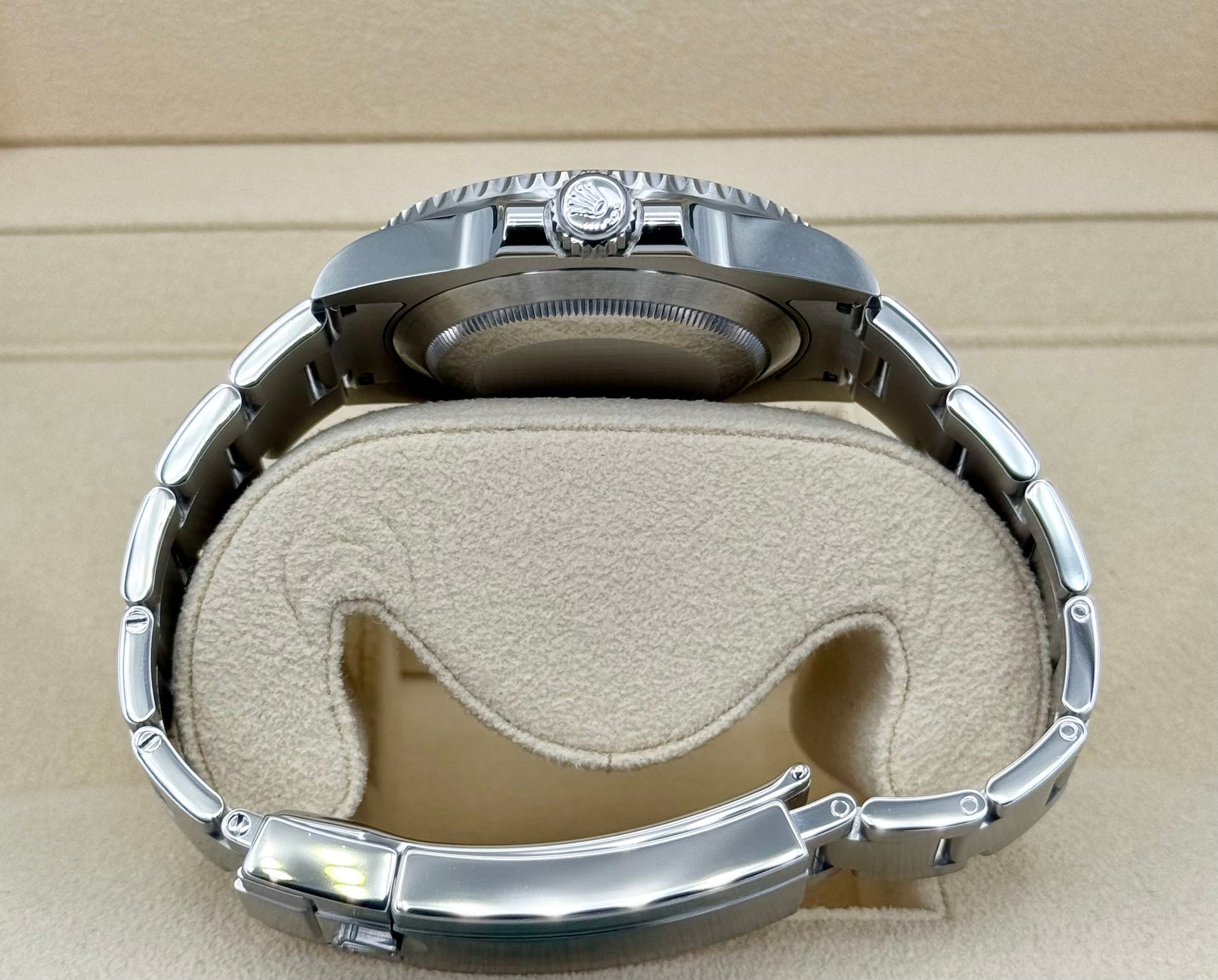 2018 Submariner “Hulk” 40mm 116610LV Stainless Steel Green Dial - MyWatchLLC