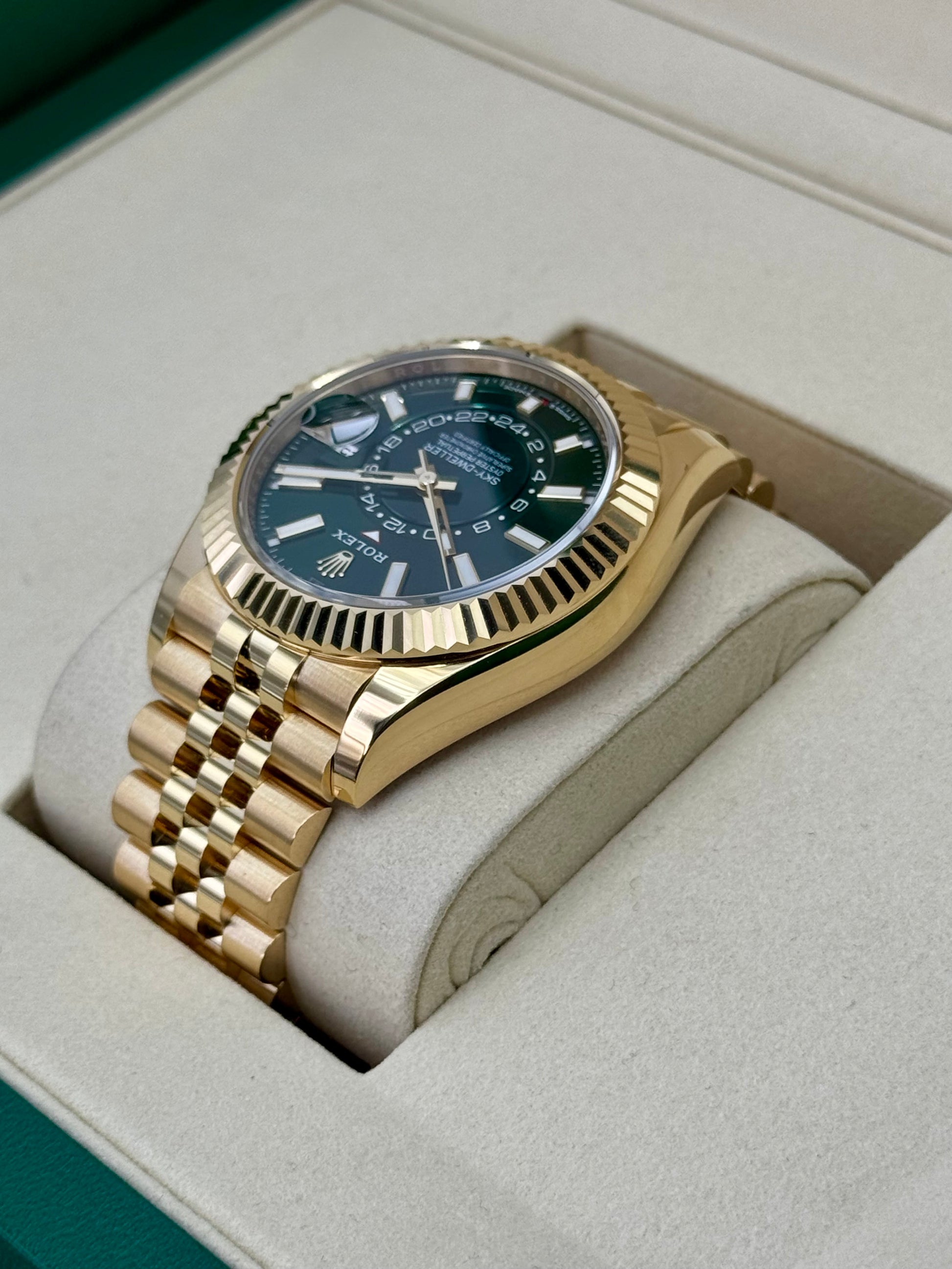 2025 Rolex Sky-Dweller 42mm 336938 Yellow Gold Jubilee Green Dial - MyWatchLLC