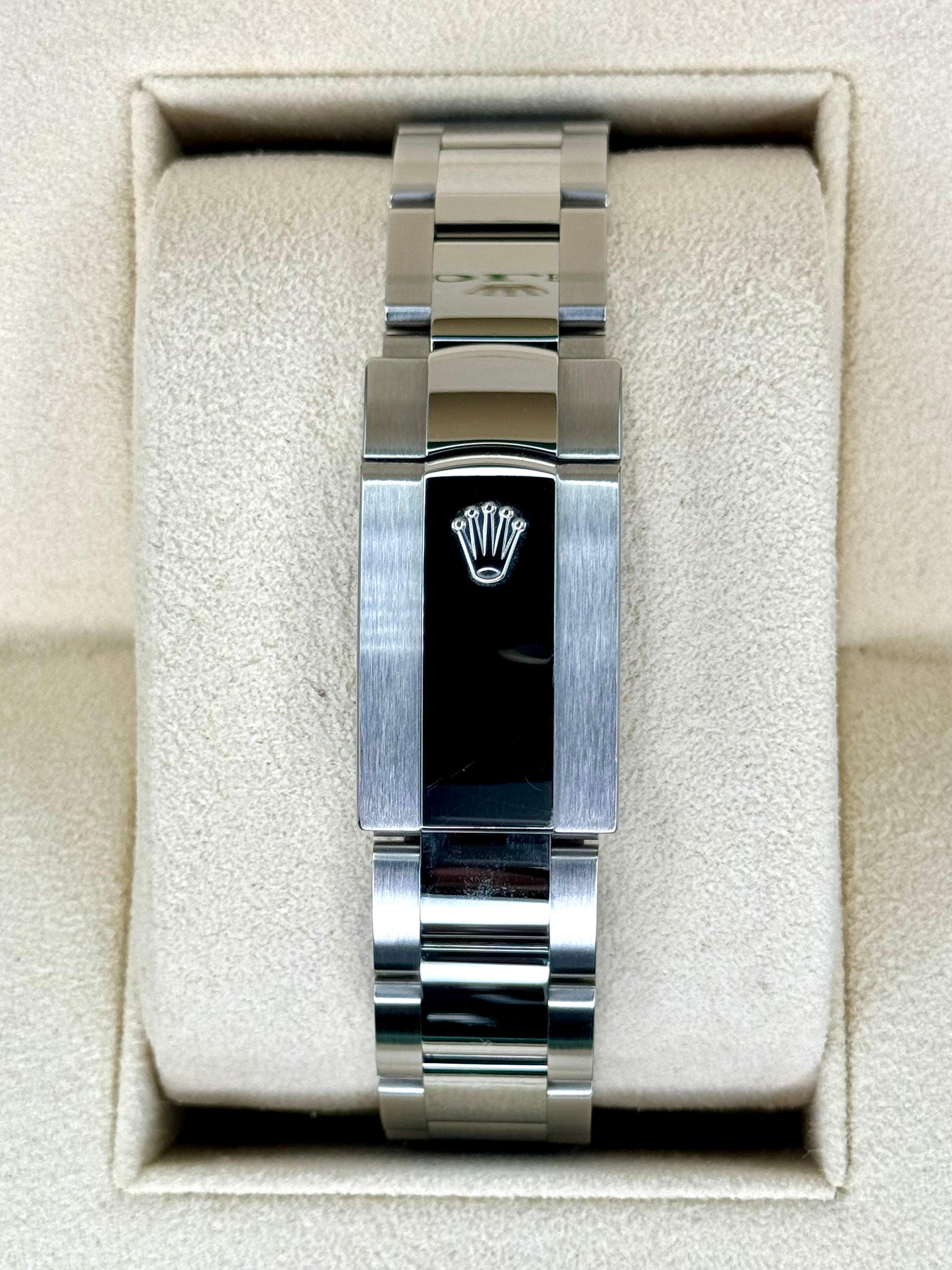 2023 Rolex Datejust 41mm 126300 Stainless Steel Oyster Wimbledon Dial - MyWatchLLC