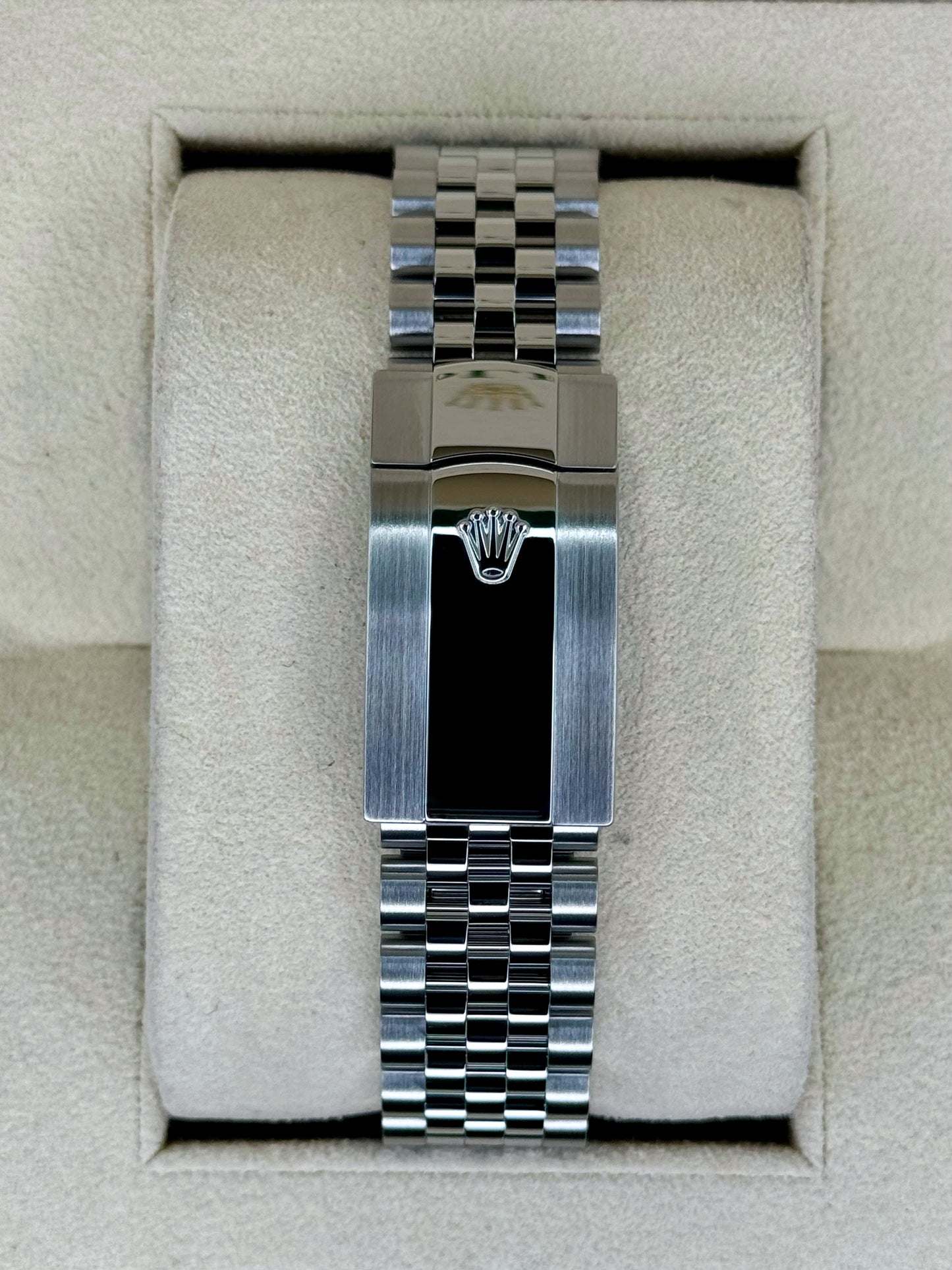 2021 Rolex Datejust 41mm 126334 Stainless Steel Jubilee White Dial - MyWatchLLC