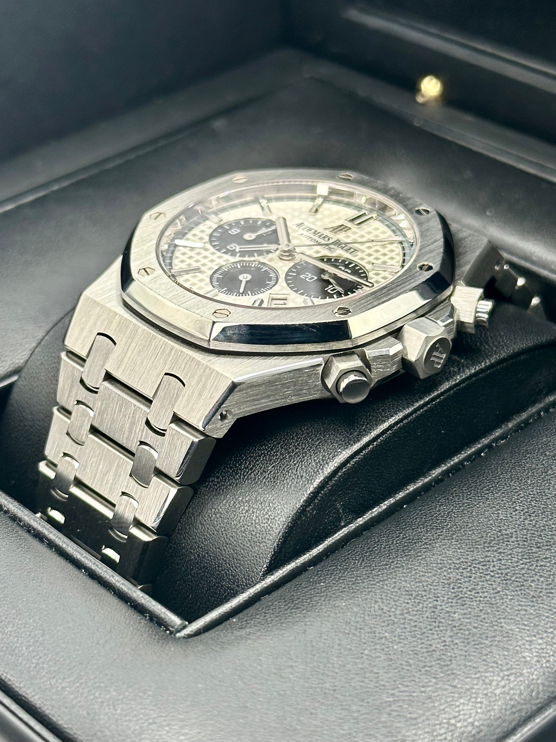 Audemars Piguet Royal Oak 41mm 26331ST Chronograph Panda - MyWatchLLC