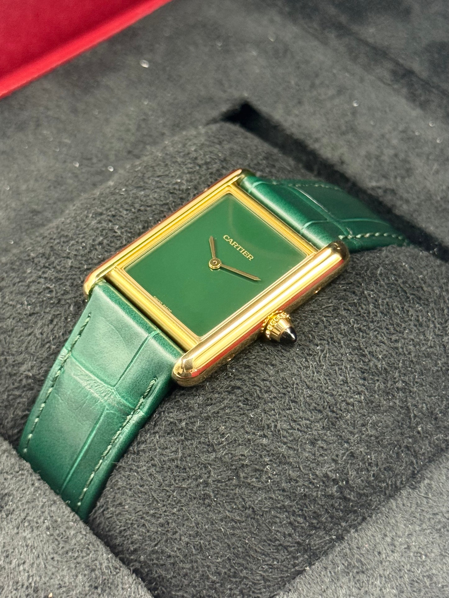 2023 Cartier Tank Louis Cartier Large 33.7mm WGTA0191 Gold White Dial