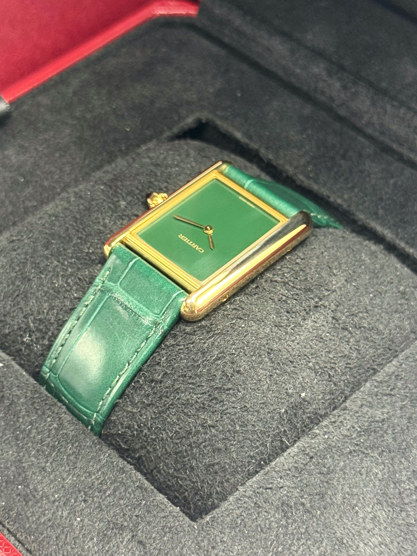 2023 Cartier Tank Louis Cartier Large 33.7mm WGTA0191 Gold White Dial