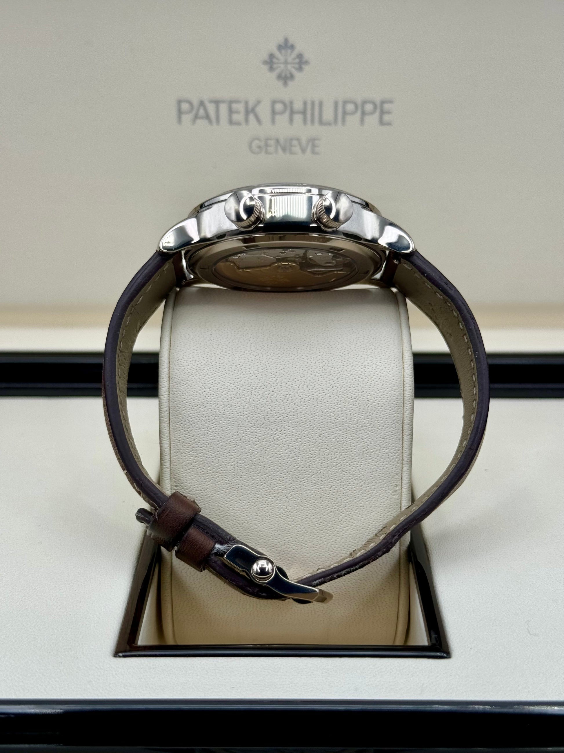 2021 Patek Philippe 37.5mm 7234G Calatrava Pilot Travel Time White Gold - MyWatchLLC