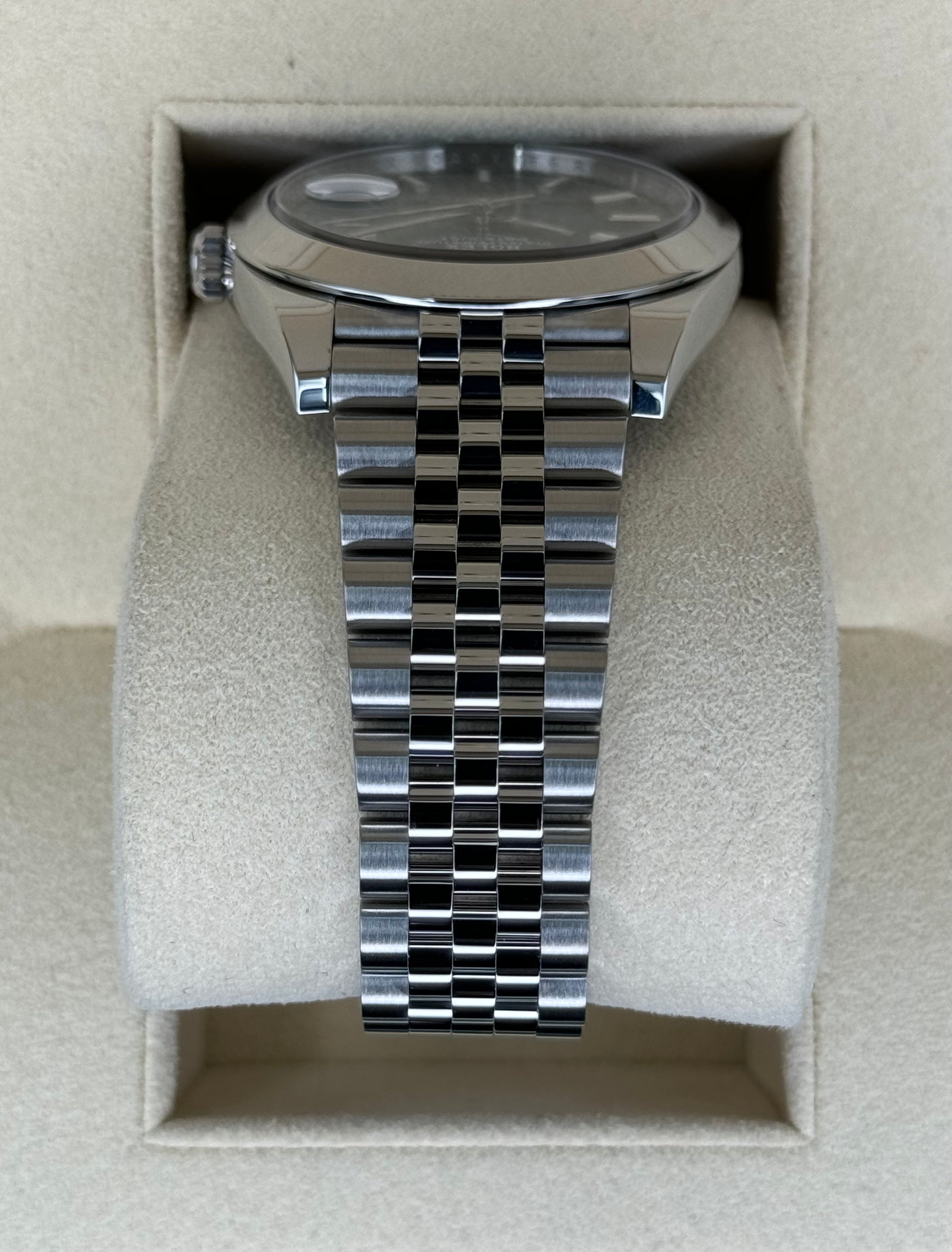 2022 Rolex Datejust 41mm 126300 Jubilee Green Dial - MyWatchLLC