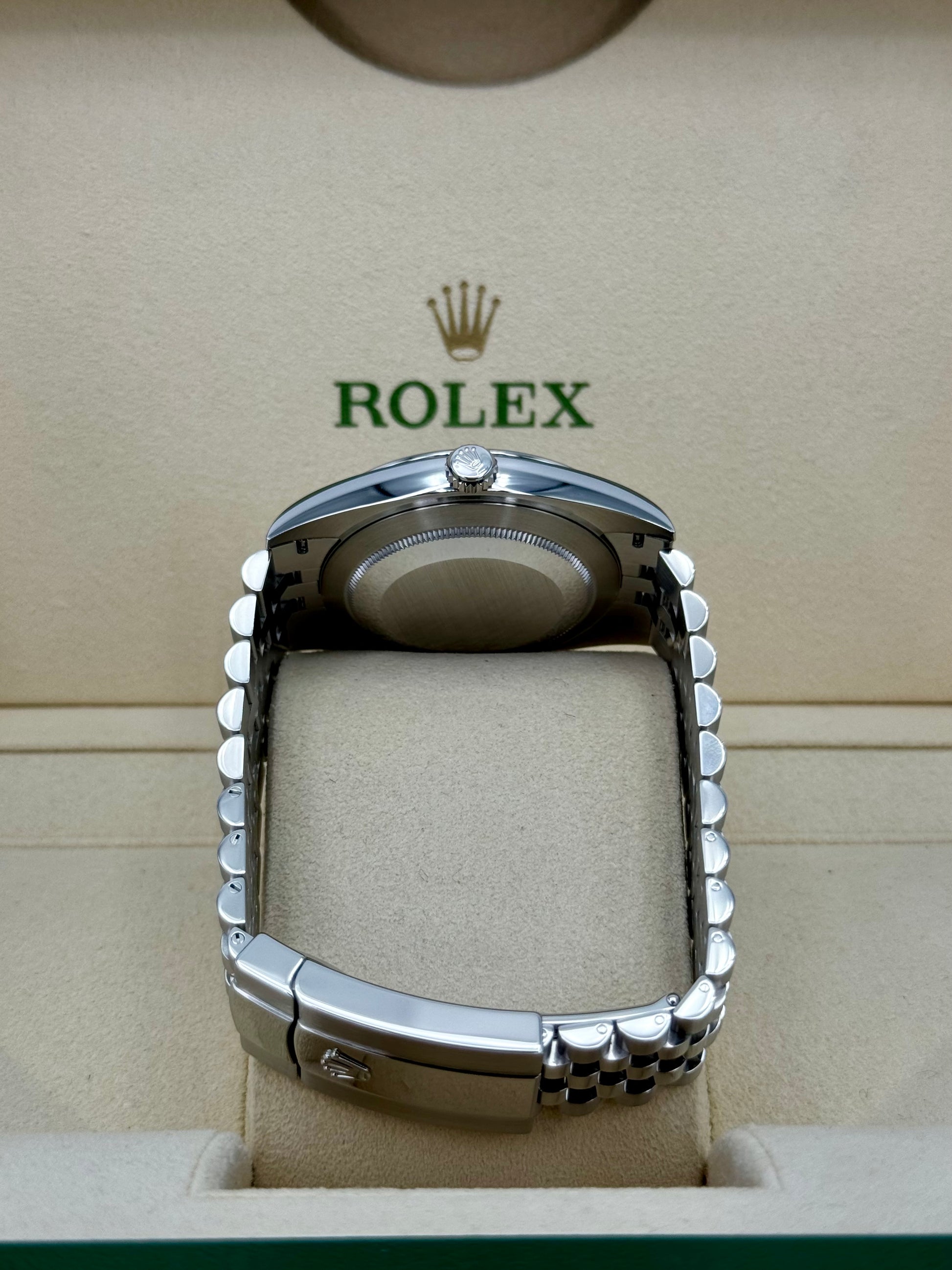 2022 Rolex Datejust 41mm 126300 Jubilee Green Dial - MyWatchLLC