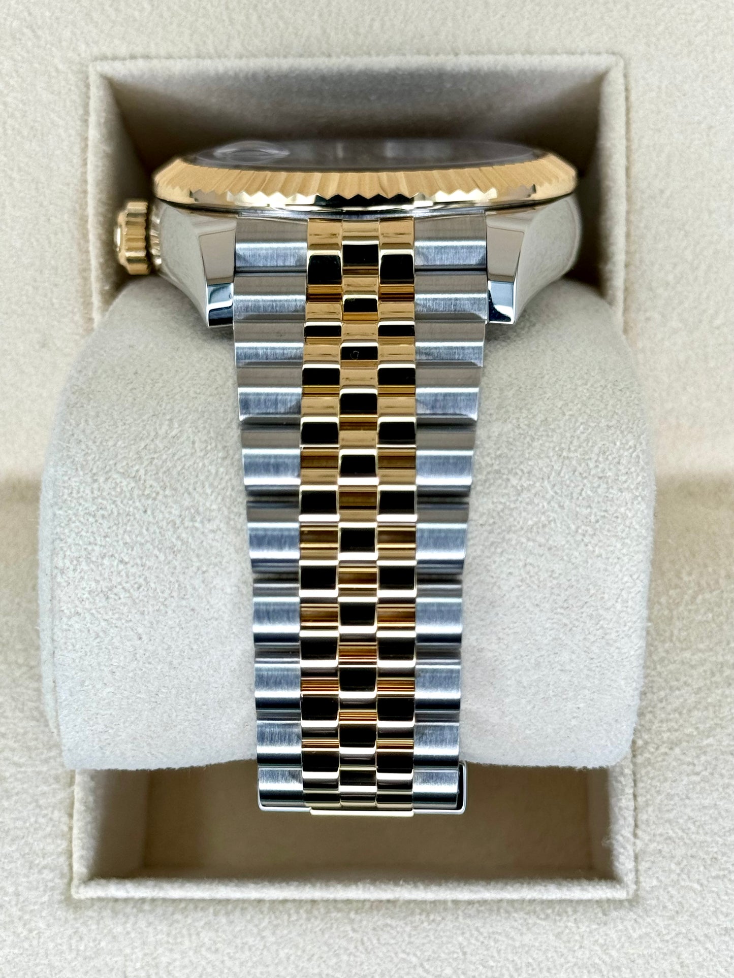 2023 Rolex Sky-Dweller 42mm 326933 Two-Tone Jubilee Black Dial - MyWatchLLC