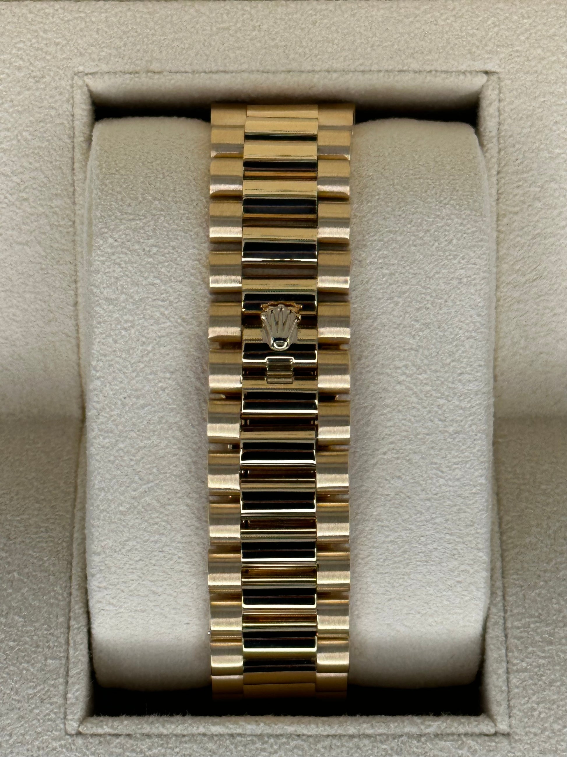 Rolex Day-Date 40mm 228238 Presidential Silver Motif Dial - MyWatchLLC