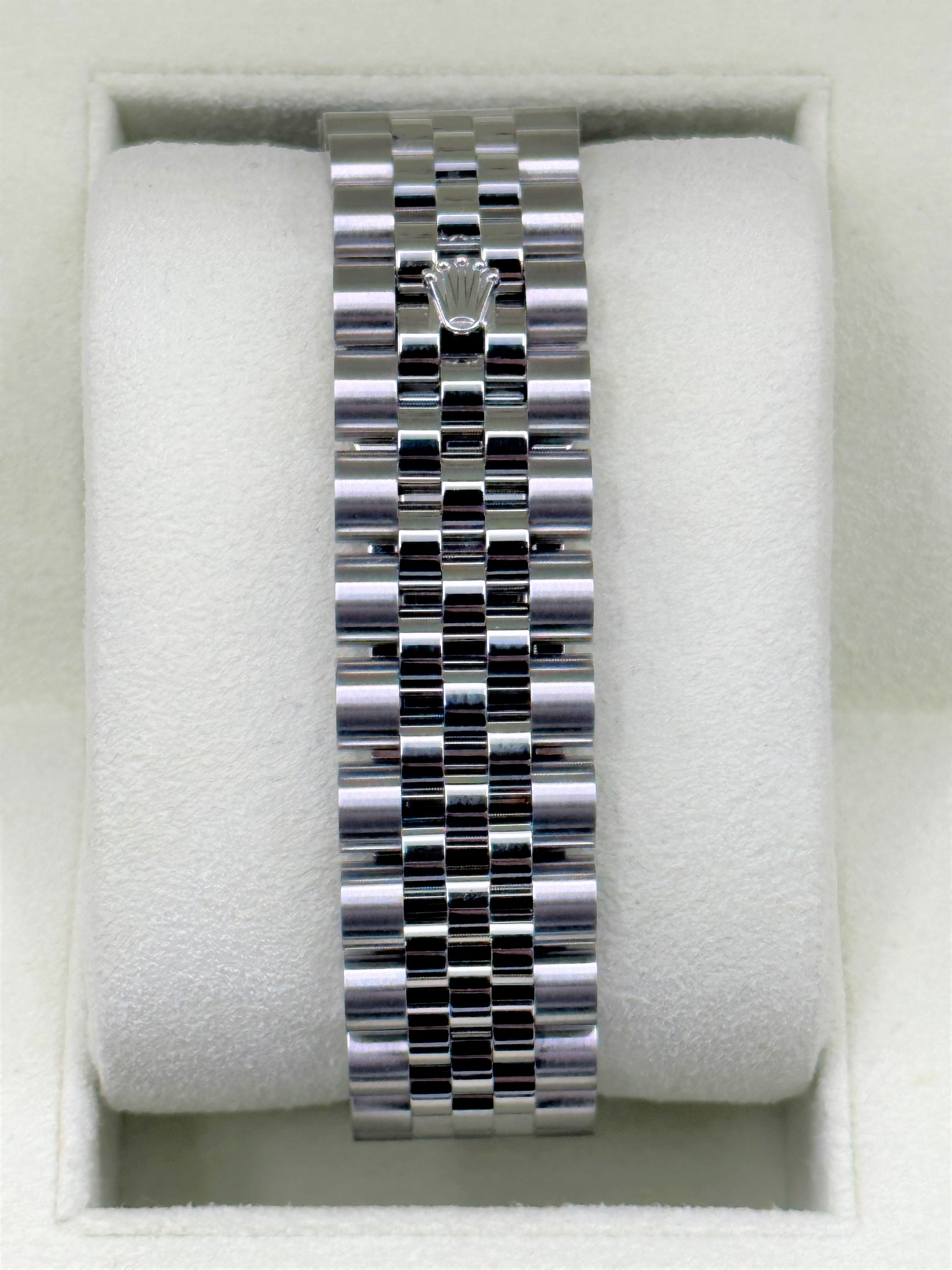 2012 Datejust 36mm 116234 Jubilee Blue Roman Numeral Dial - MyWatchLLC