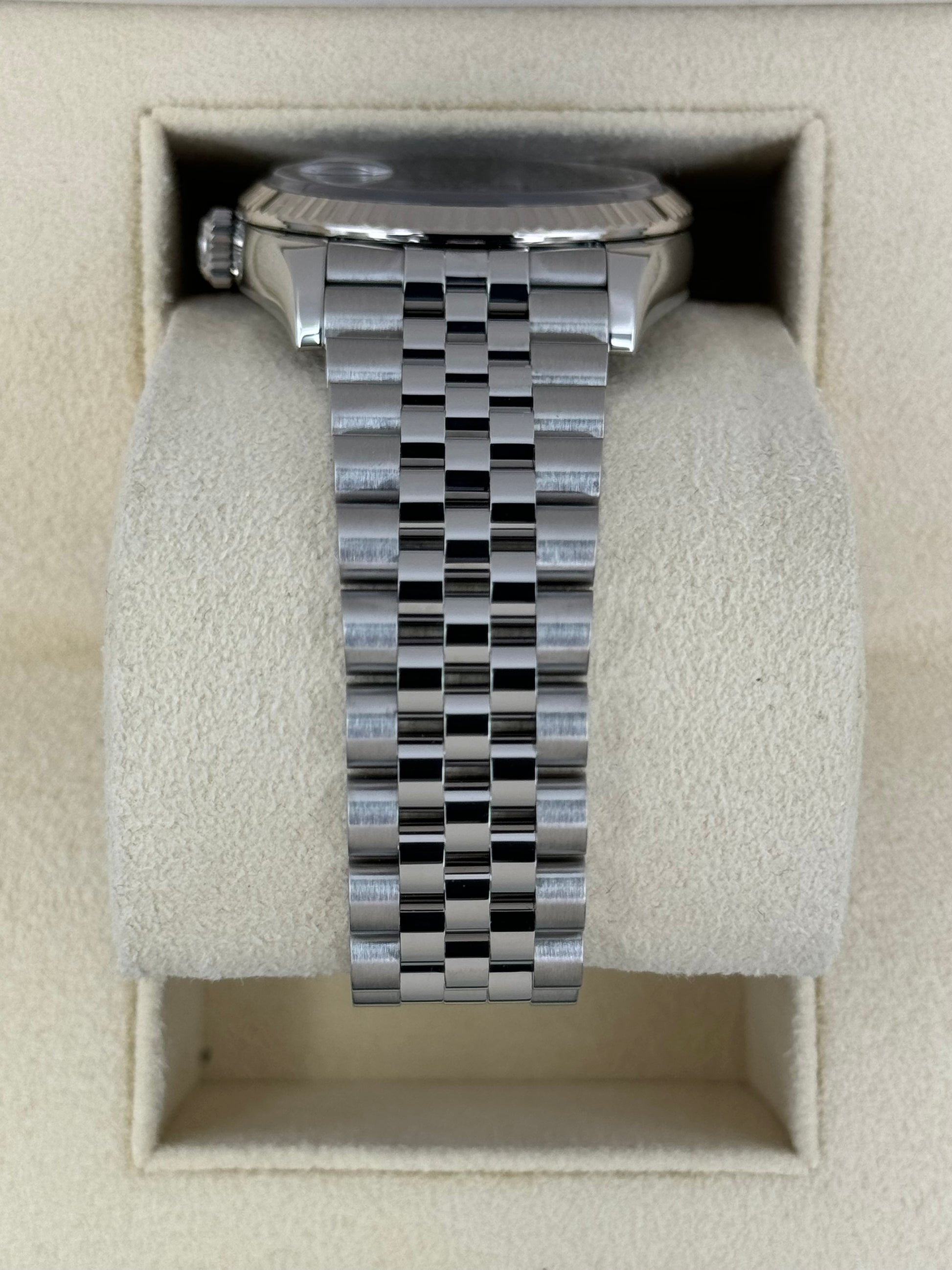 2023 Rolex Datejust 36mm 126234 Stainless Steel Jubilee Purple Dial - MyWatchLLC