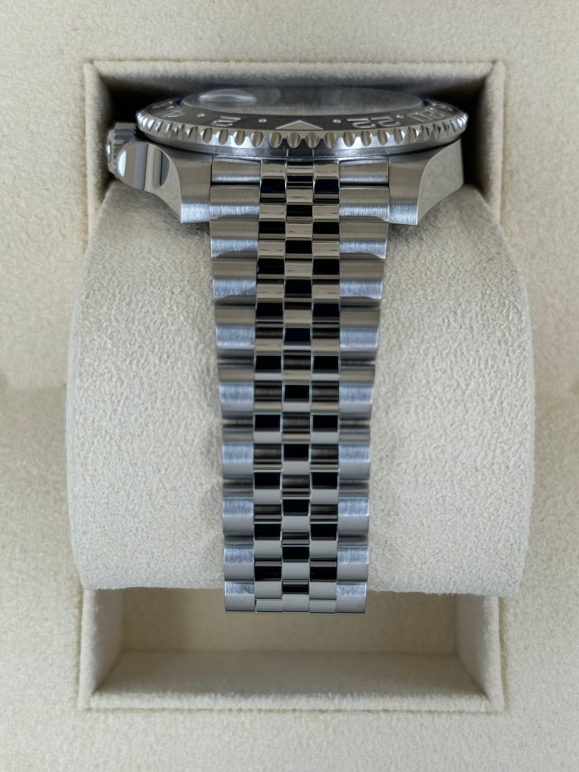 2022 Rolex GMT-Master II "Batgirl" 40mm 126710BLNR Jubilee Black Dial - MyWatchLLC