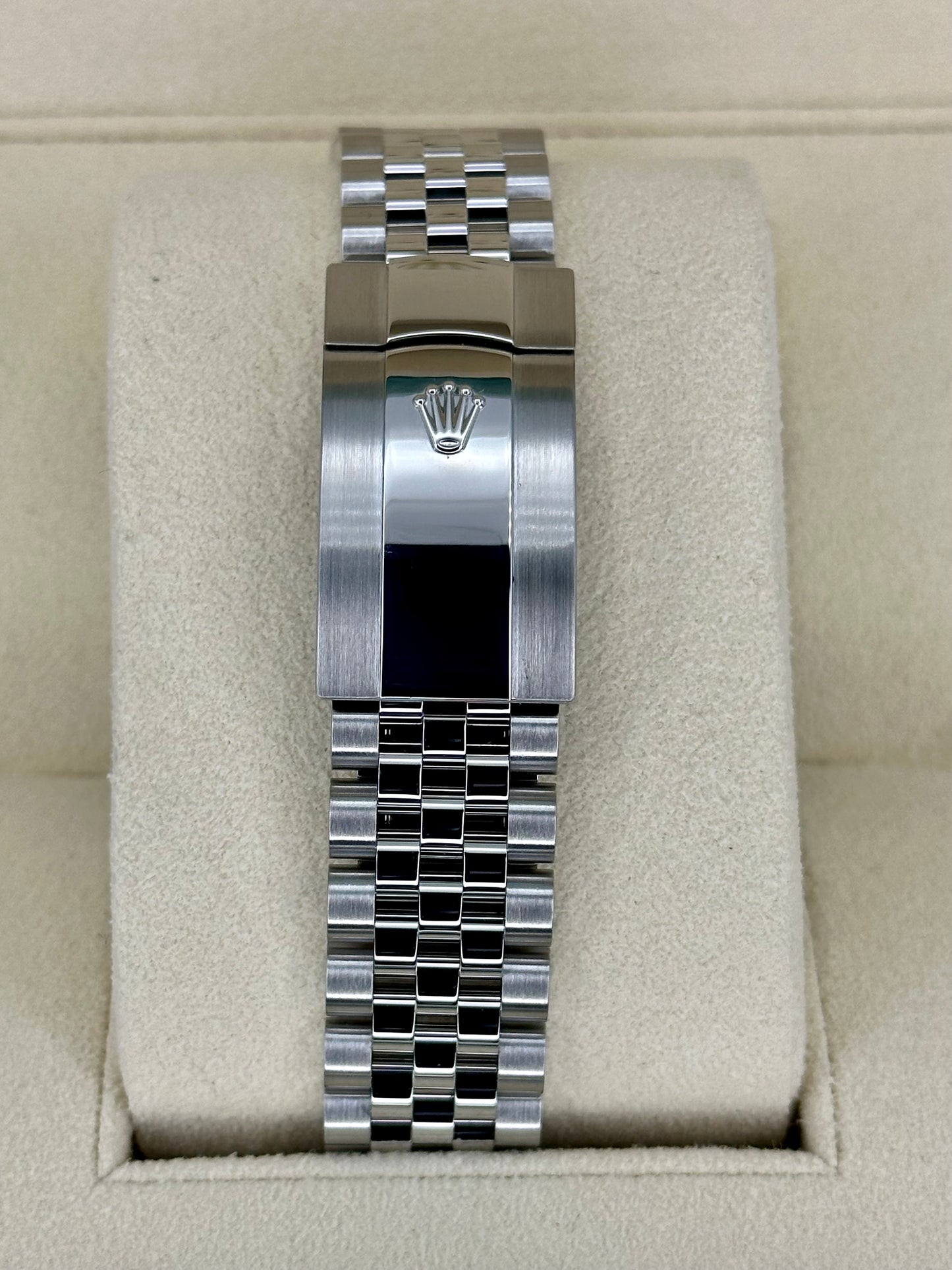 2021 Rolex Datejust 41mm 126334 Jubilee Black Diamond Dial - MyWatchLLC