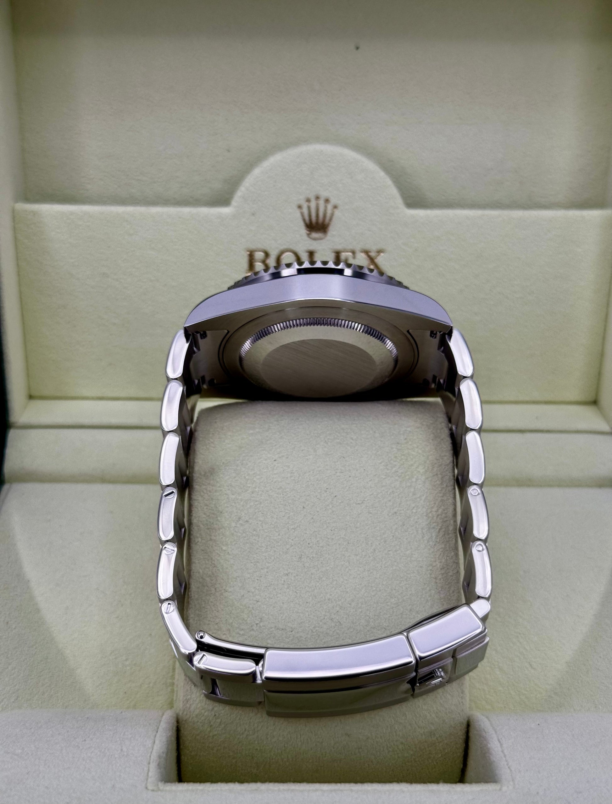 2014 Rolex GMT-Master II “Batman” 40mm 116710BLNR Oyster - MyWatchLLC