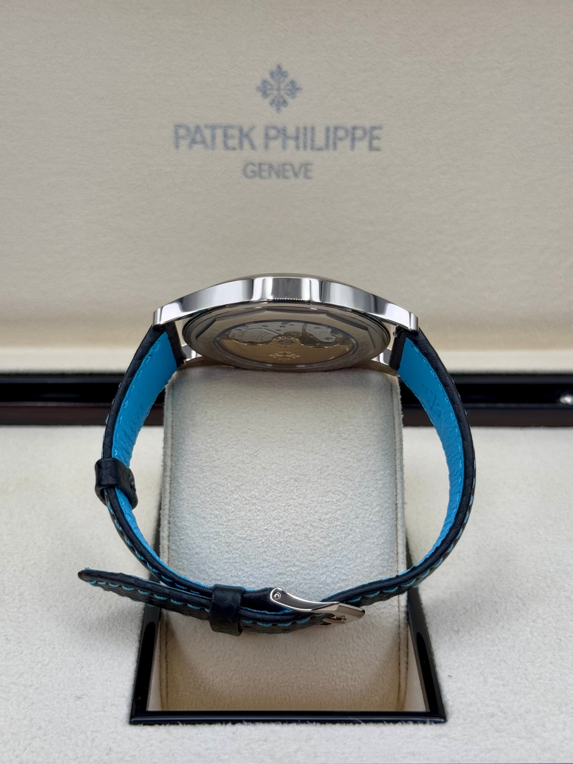 NEW 2023 Patek Philippe 6007G Calatrava White Gold Black Dial - MyWatchLLC