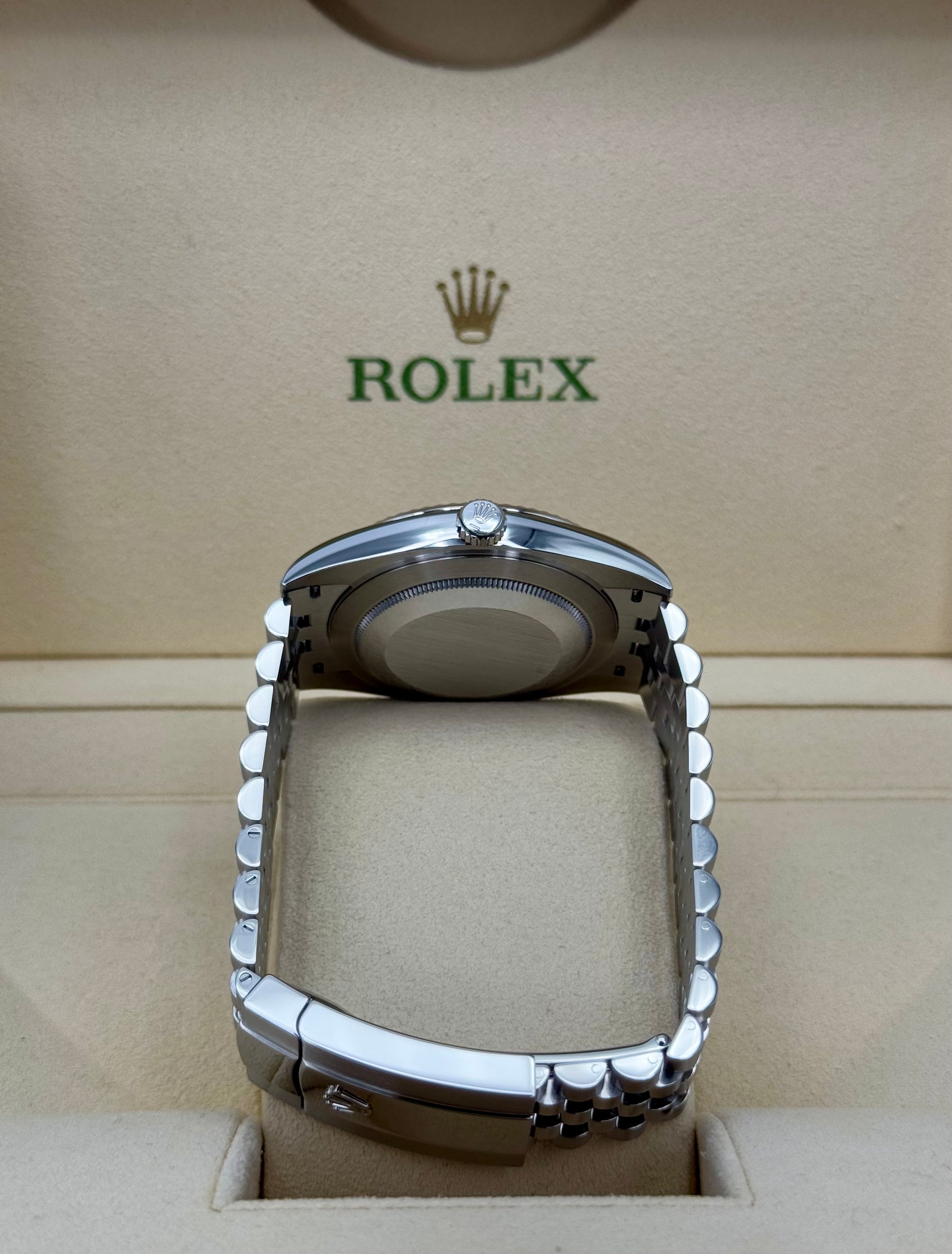 2017 Datejust 41mm 126334 Stainless Steel Jubilee Rhodium Diamond Dial - MyWatchLLC