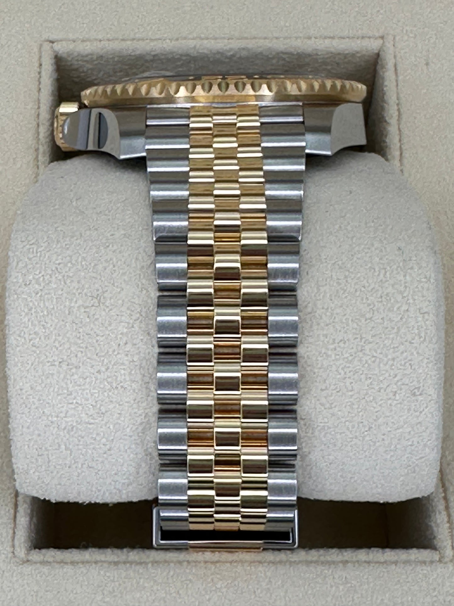 2023 Rolex GMT-Master II 40mm 126713GRNR Two-Tone Jubilee Black Dial - MyWatchLLC