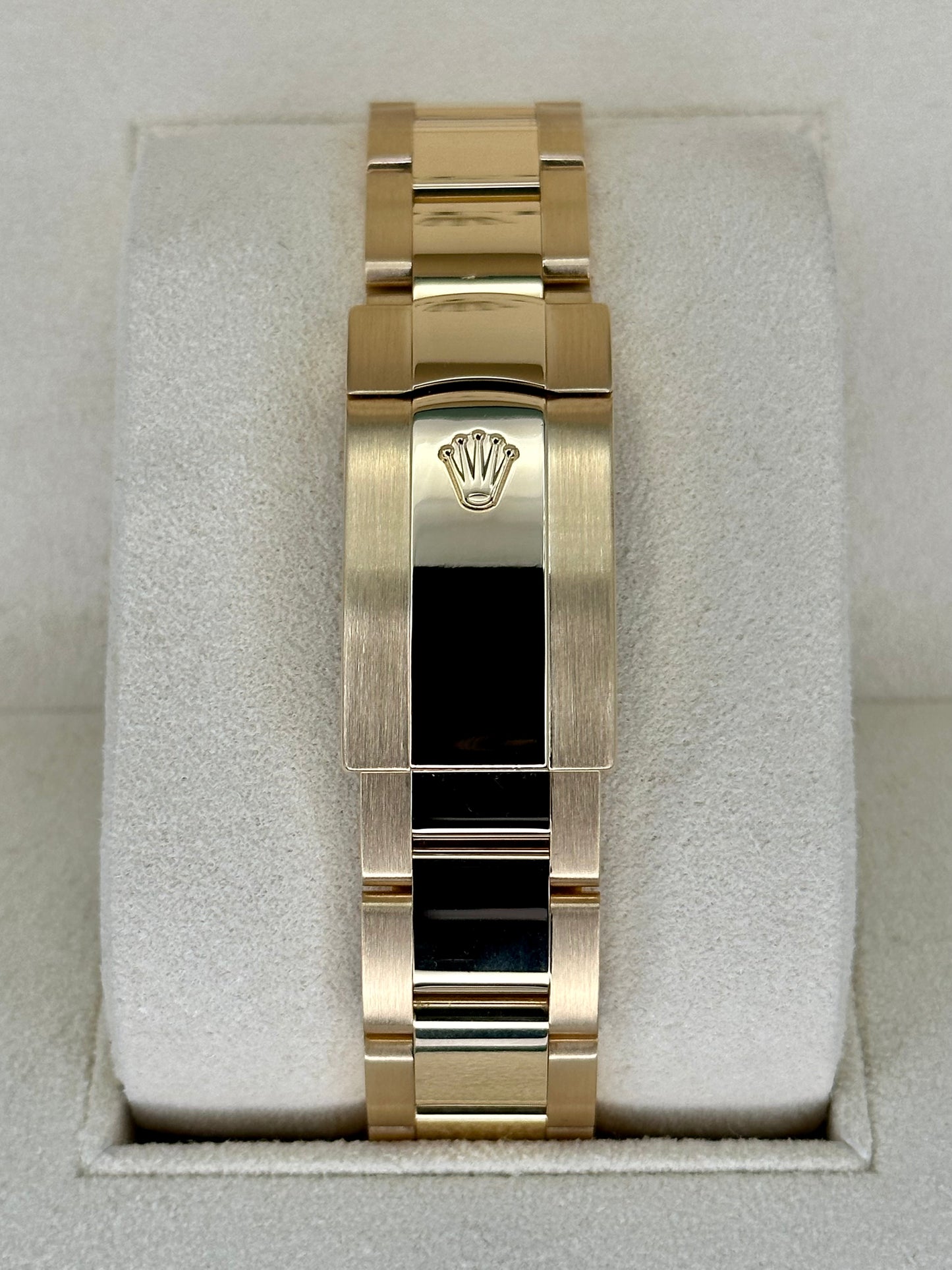 2016 Sky-Dweller 42mm 326938 Yellow Gold Champagne Arabic Numerals Dial - MyWatchLLC