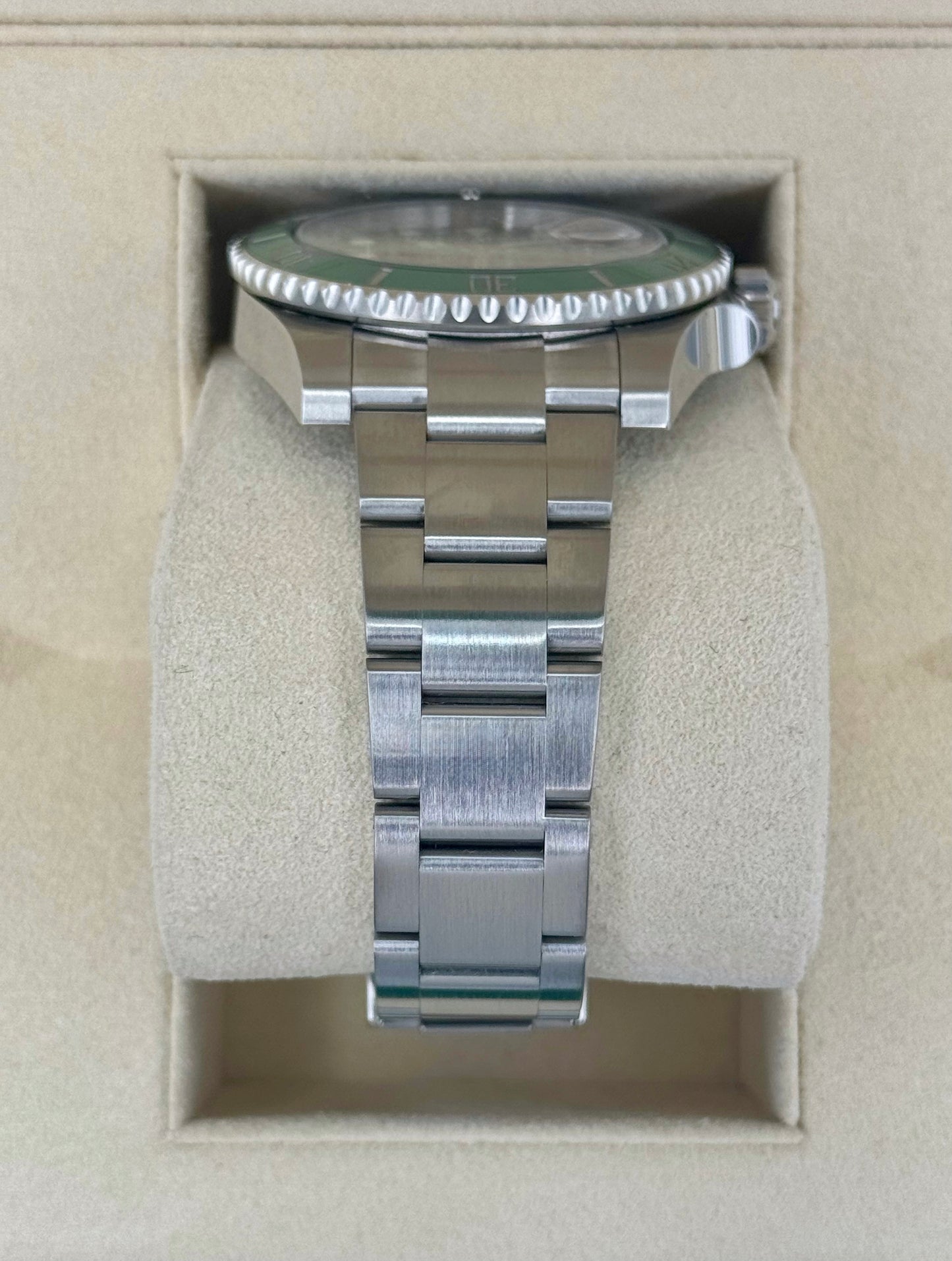 2019 Rolex Submariner "Hulk" 40mm 116610LV Green Dial - MyWatchLLC