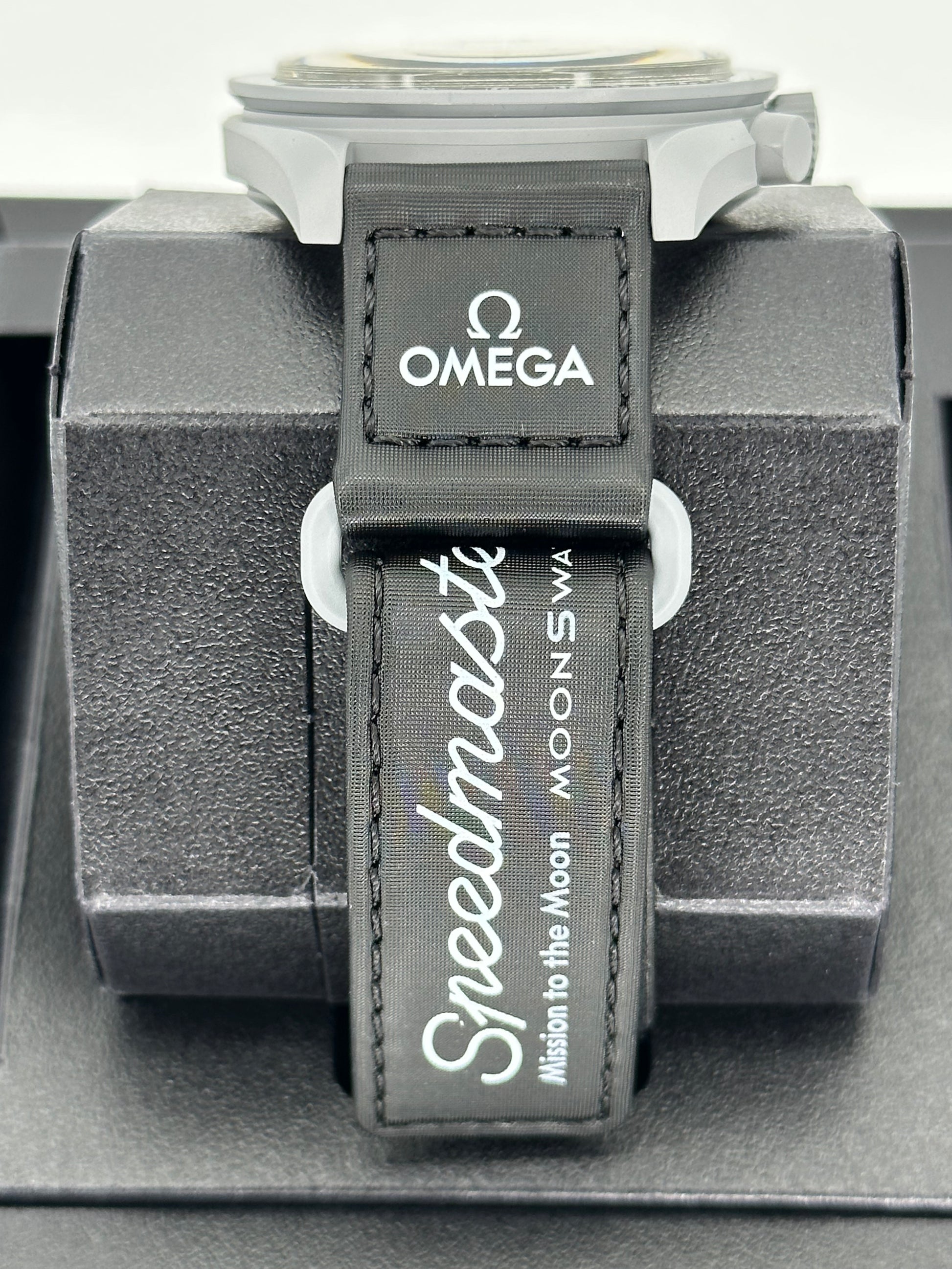 NEW Omega S033M100 Bioceramic Moon Swatch - Mission to the Moon - MyWatchLLC