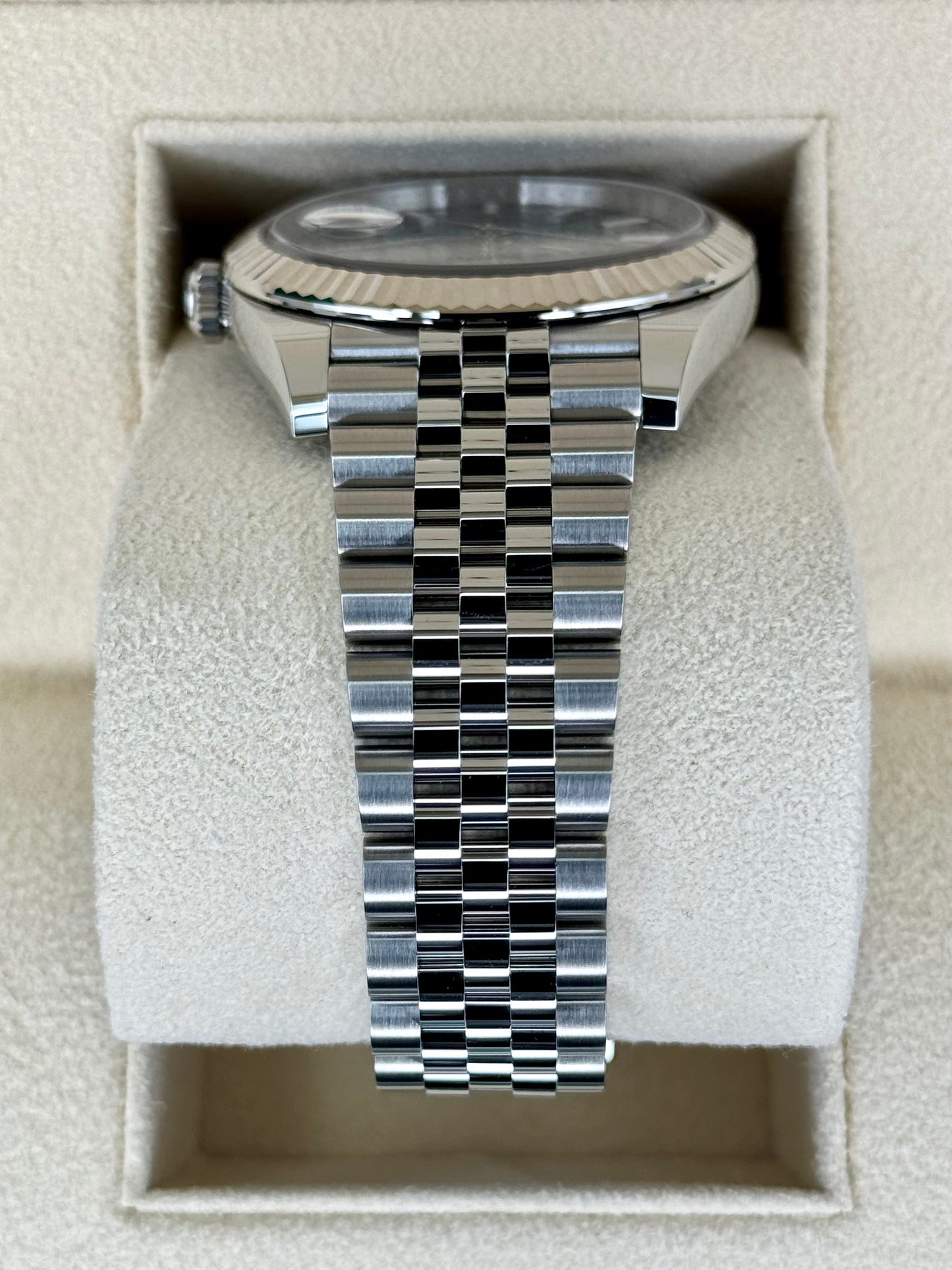 NEW 2025 Rolex Datejust 41mm 126334 Stainless Steel Jubilee Blue Dial - MyWatchLLC