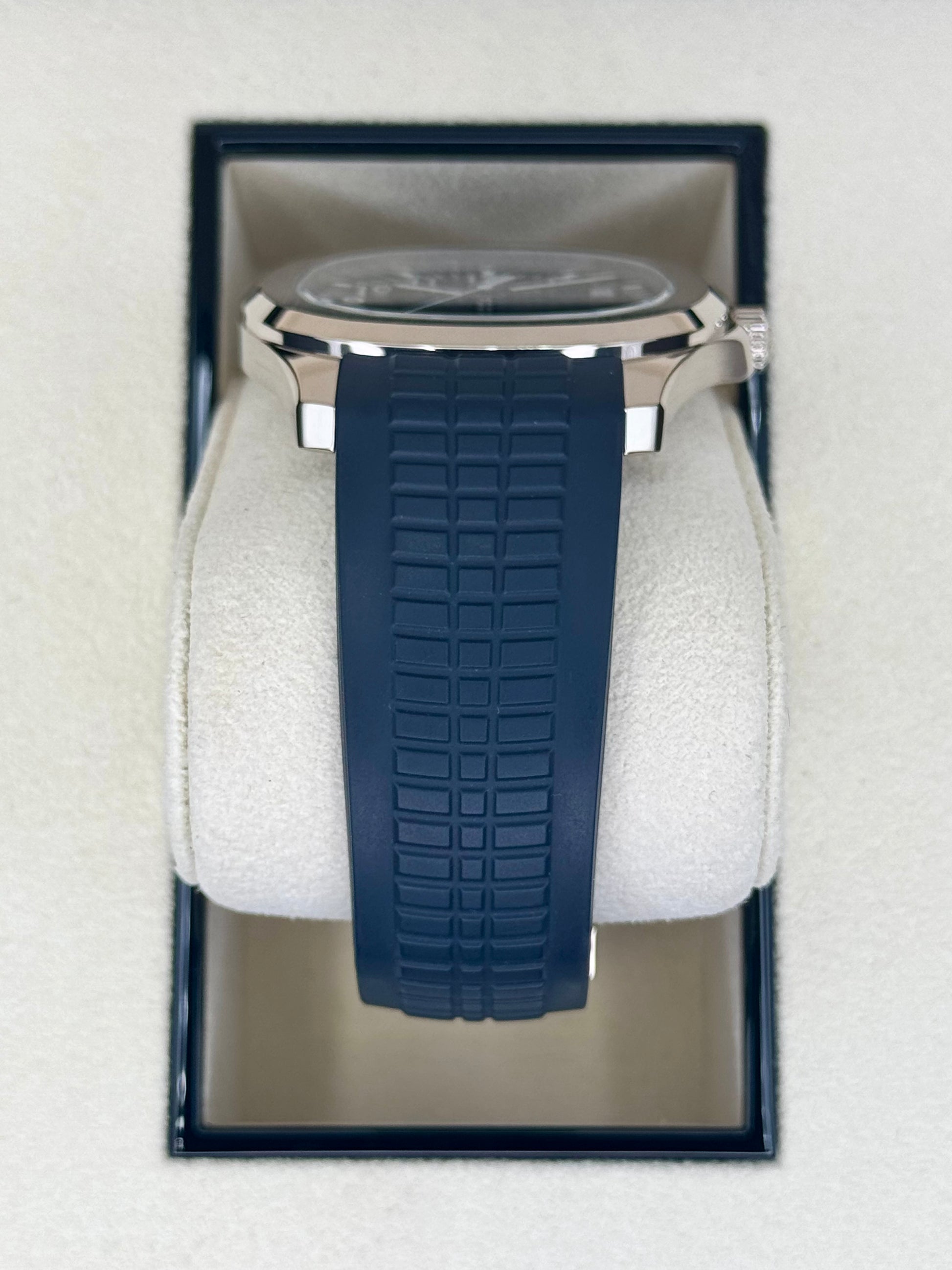 2021 Patek Philippe Aquanaut 5168G 42.2mm White Gold Blue Dial - MyWatchLLC