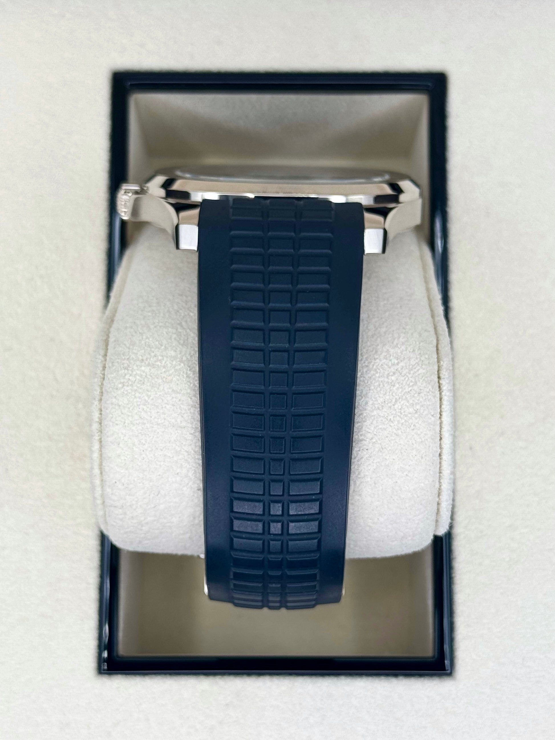 2021 Patek Philippe Aquanaut 5168G 42.2mm White Gold Blue Dial - MyWatchLLC