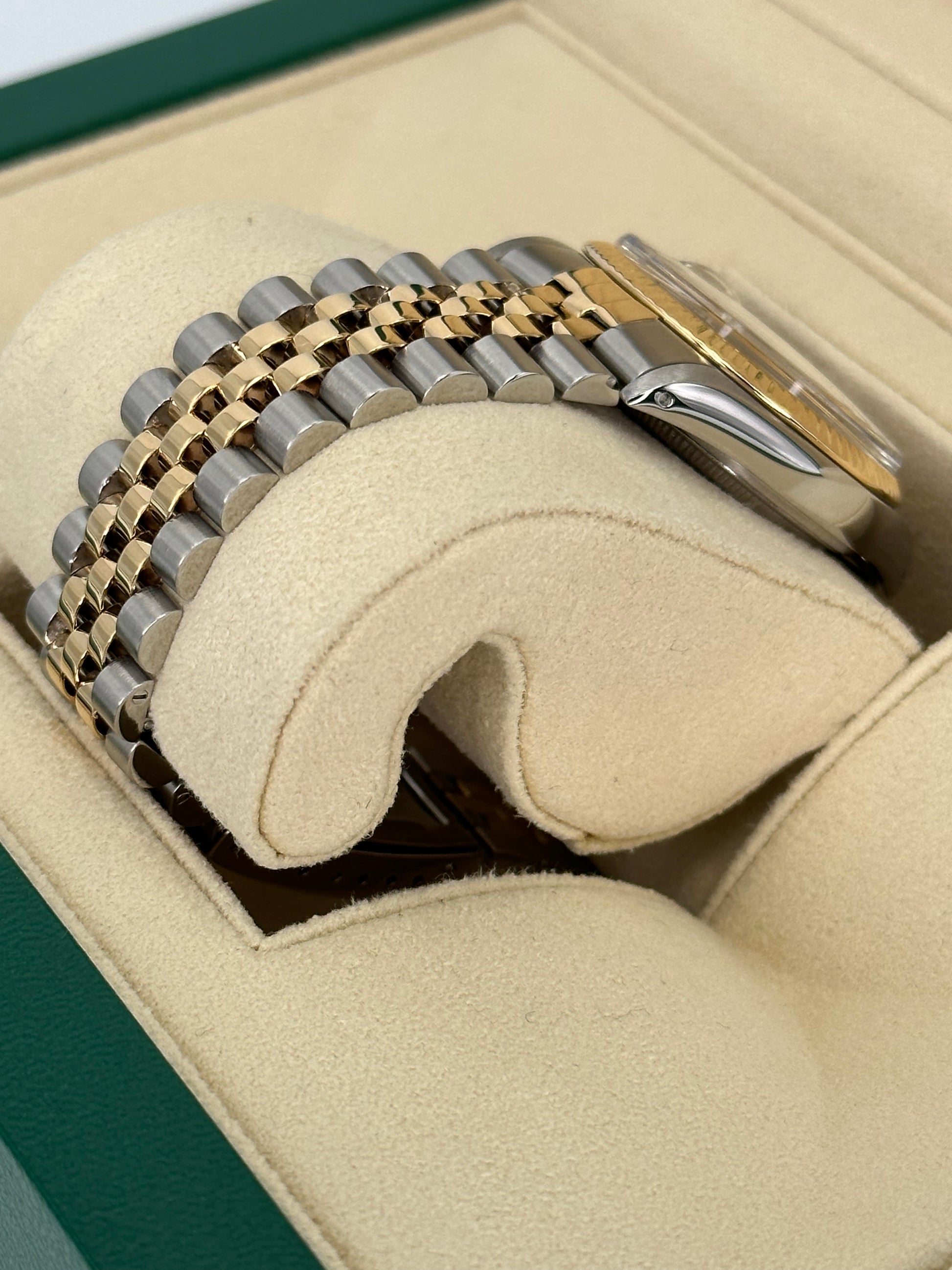 1987 Rolex Datejust 36mm 16013 Champagne Dial - MyWatchLLC