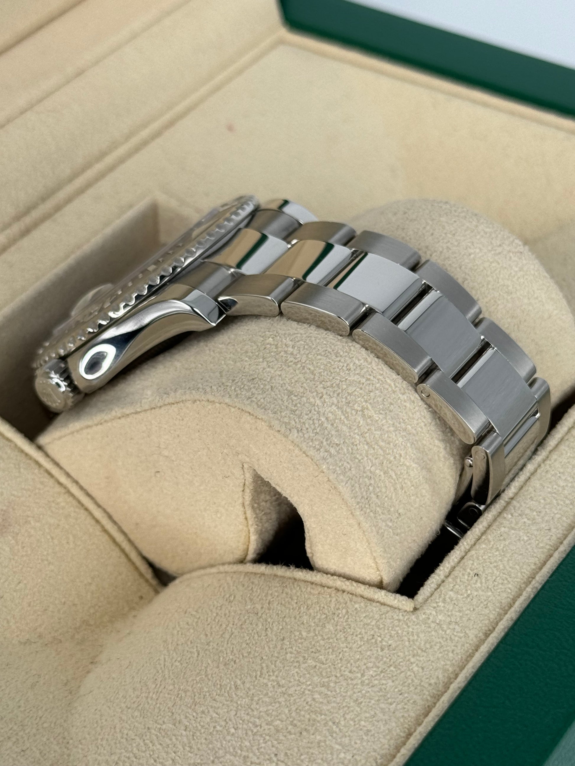 2019 Rolex Yacht-Master 40mm 116622 Stainless Steel Blue Dial - MyWatchLLC